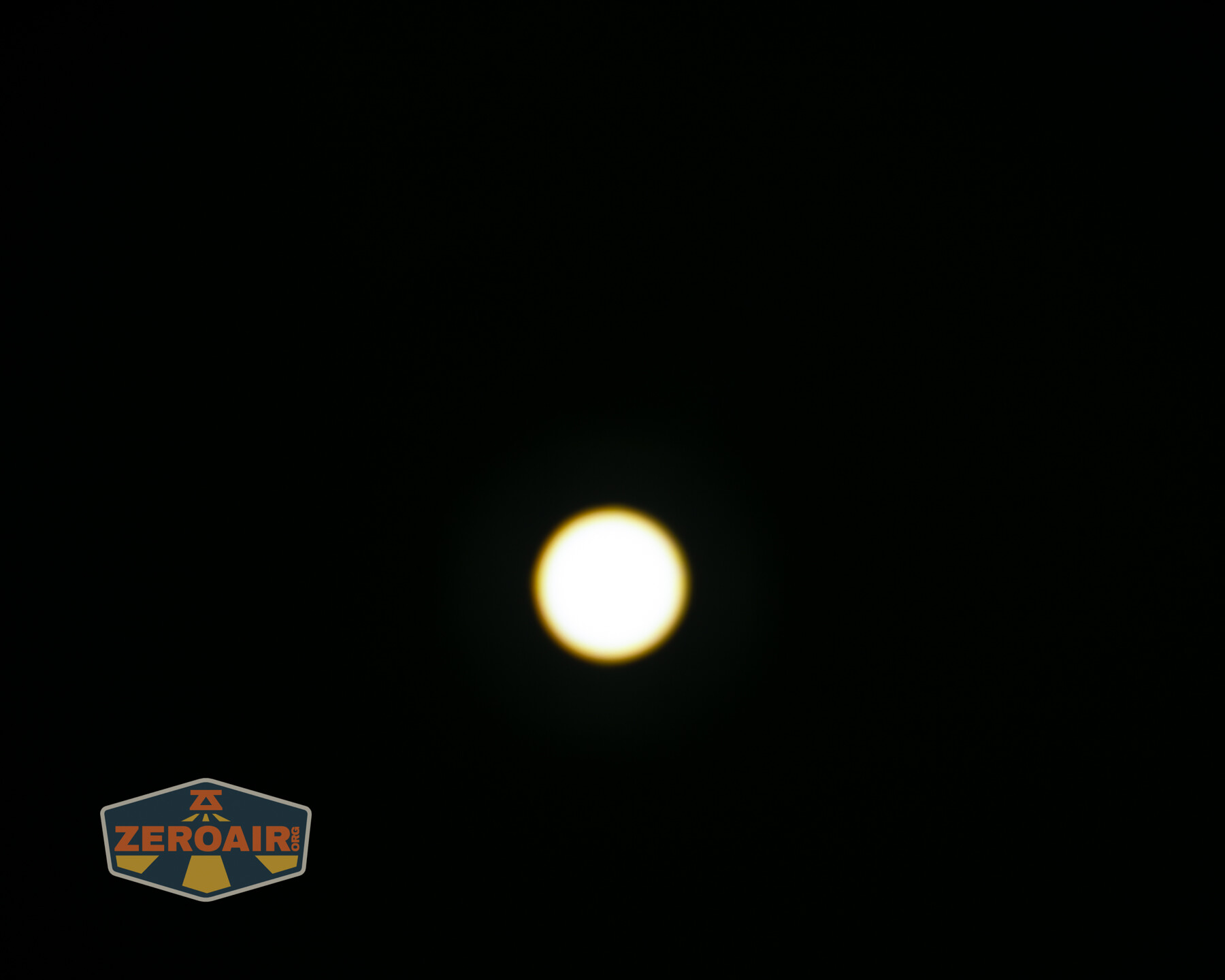 Olight Marauder Mini 2 Compact powerful flashlight beamshots on ceiling