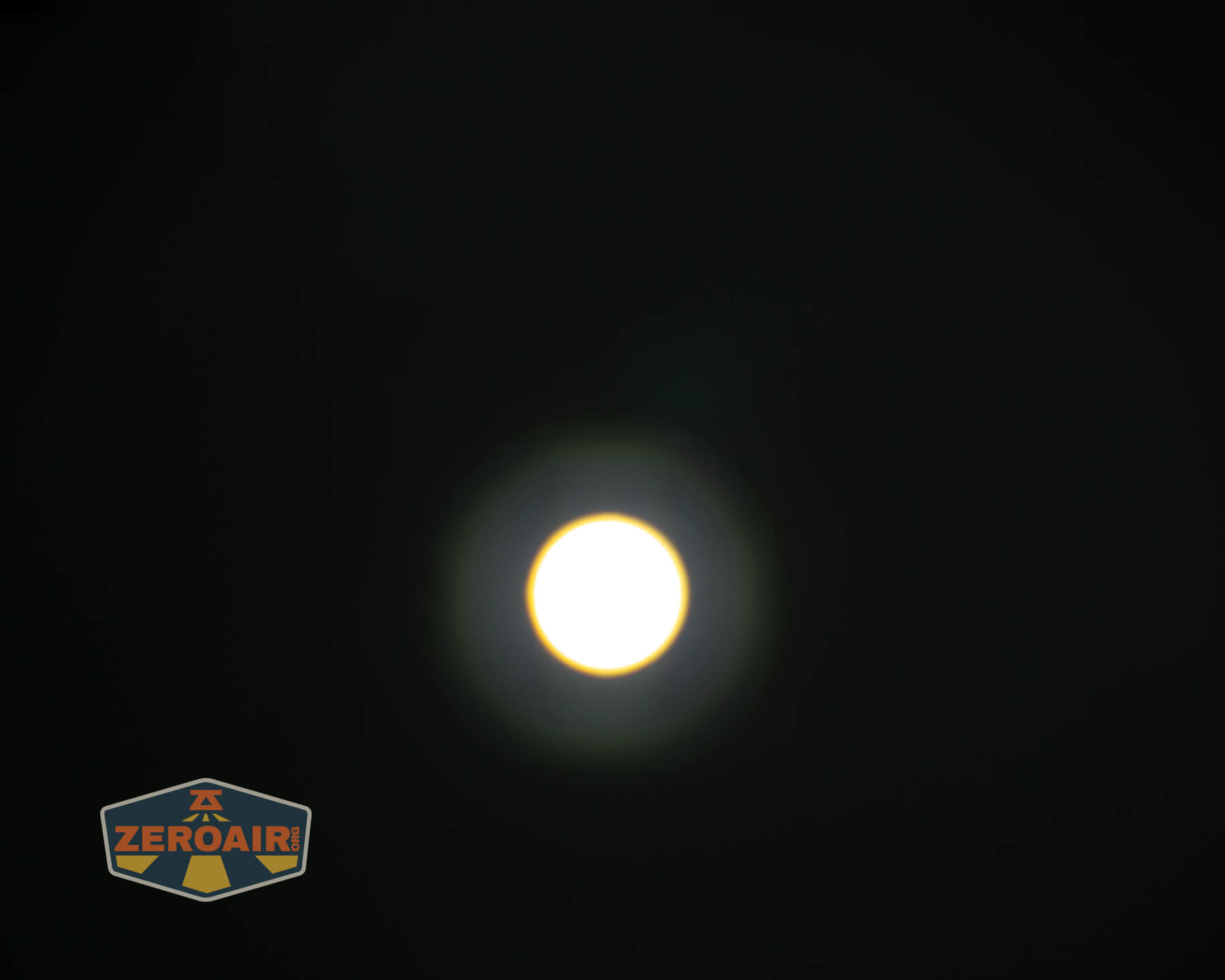 Olight Marauder Mini 2 Compact powerful flashlight beamshots on ceiling