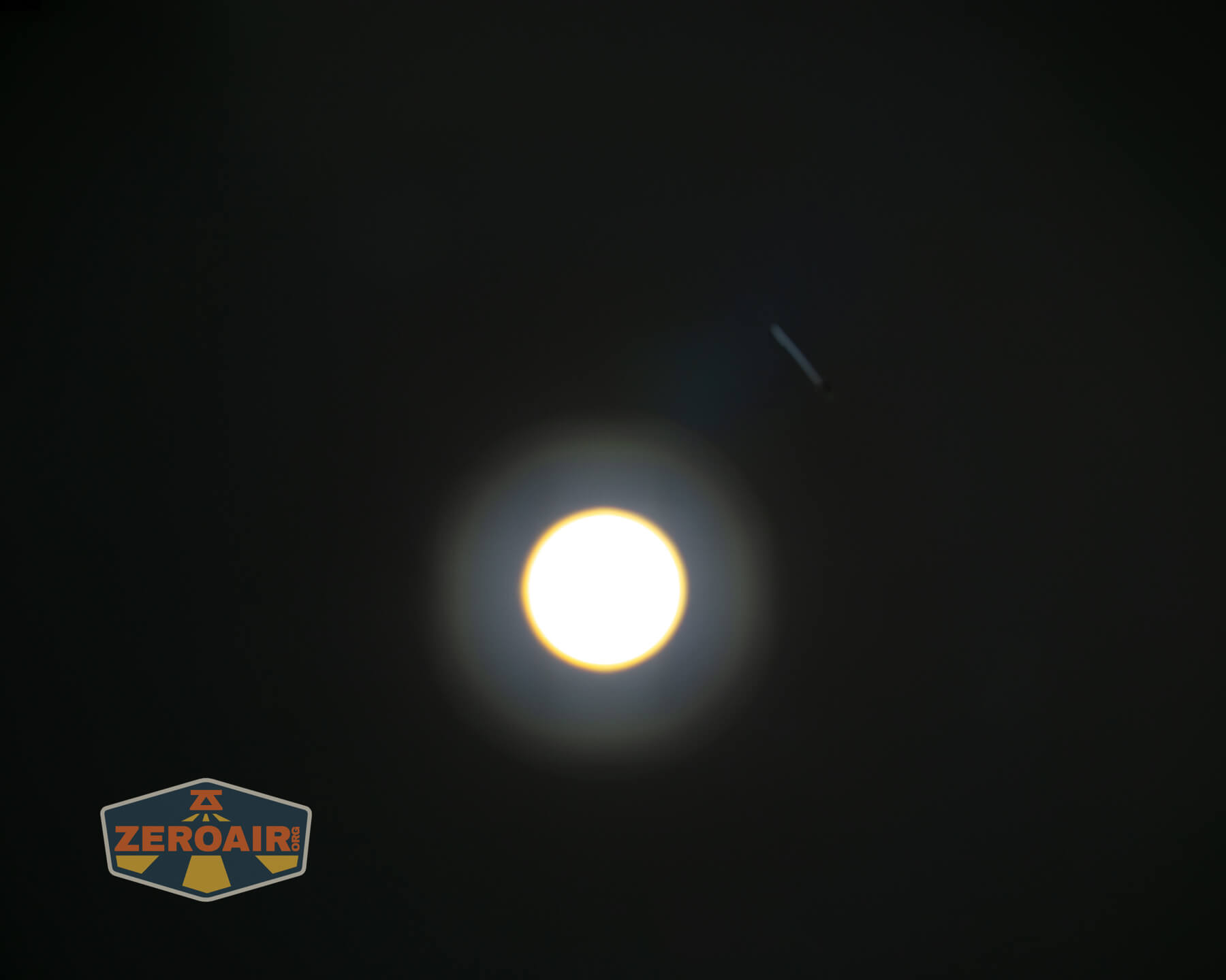 Olight Marauder Mini 2 Compact powerful flashlight beamshots on ceiling