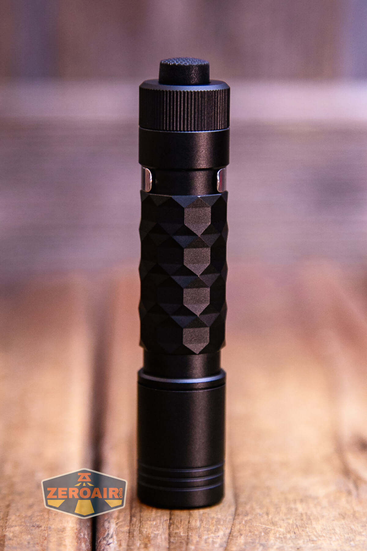 Ripshine EL1 14500 flashlight showing all sides