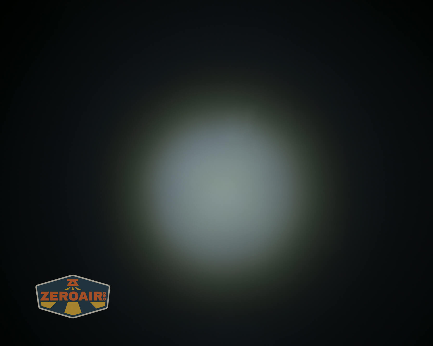 Ripshine EL1 14500 flashlight beamshots on ceiling