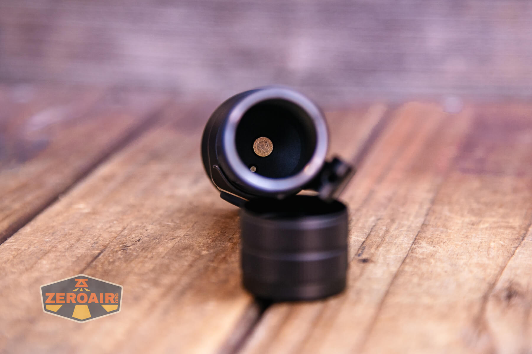 Ripsshine OF1 flashlight showing internal contact