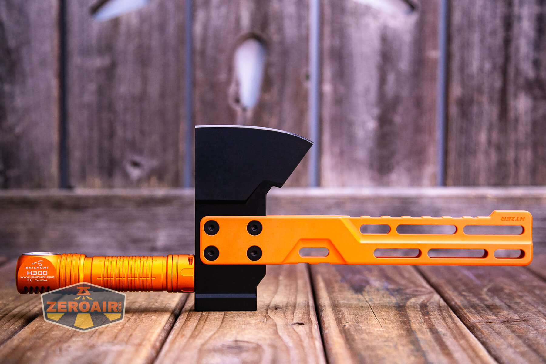 Skilhunt H300R v4 headlamp magnet in use