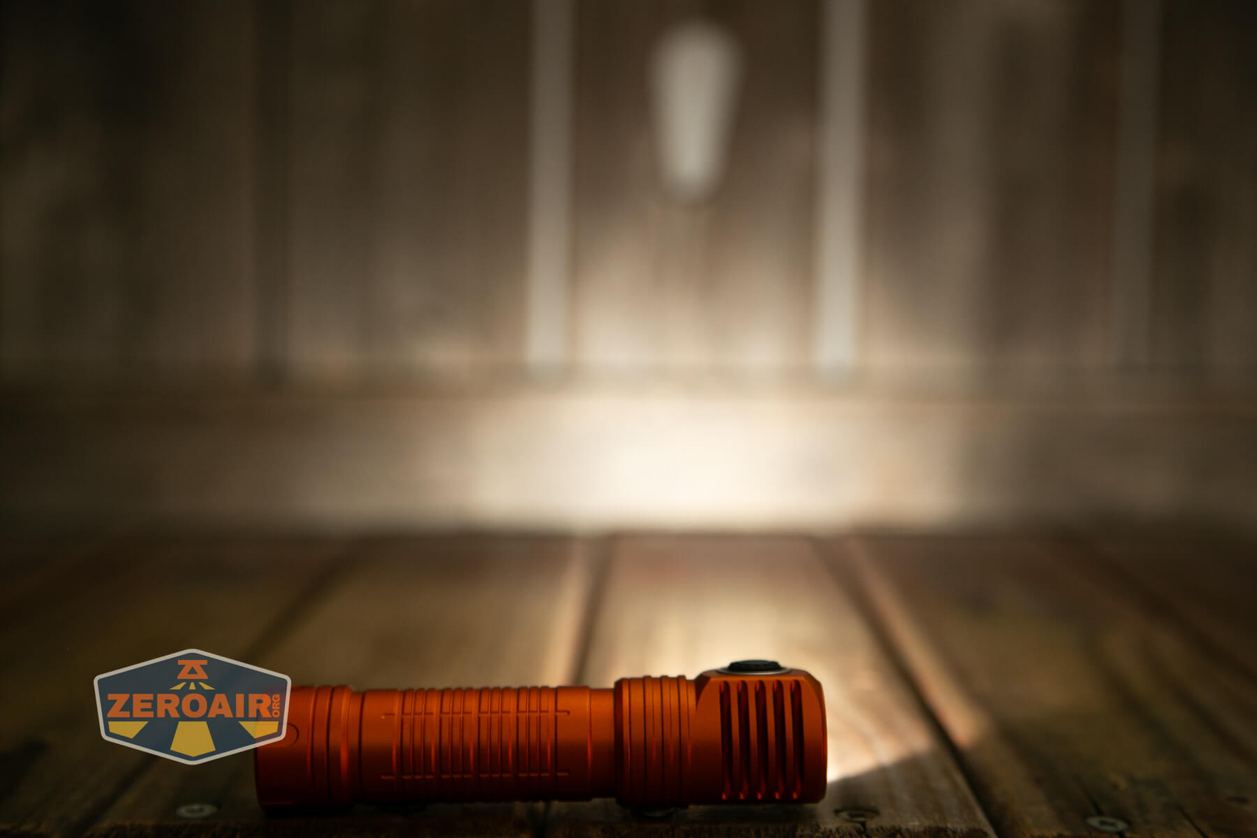 Skilhunt H300R v4 headlamp emitter on