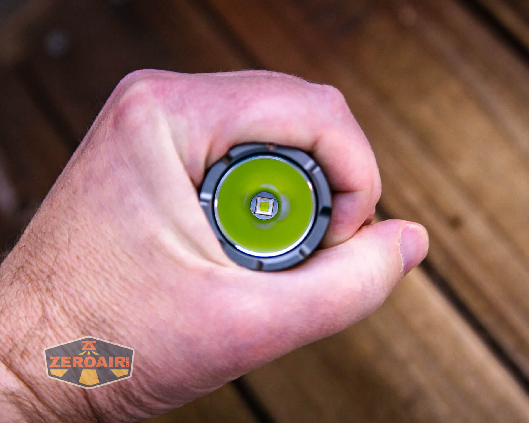 Wurkkos TS28 flashlight in hand