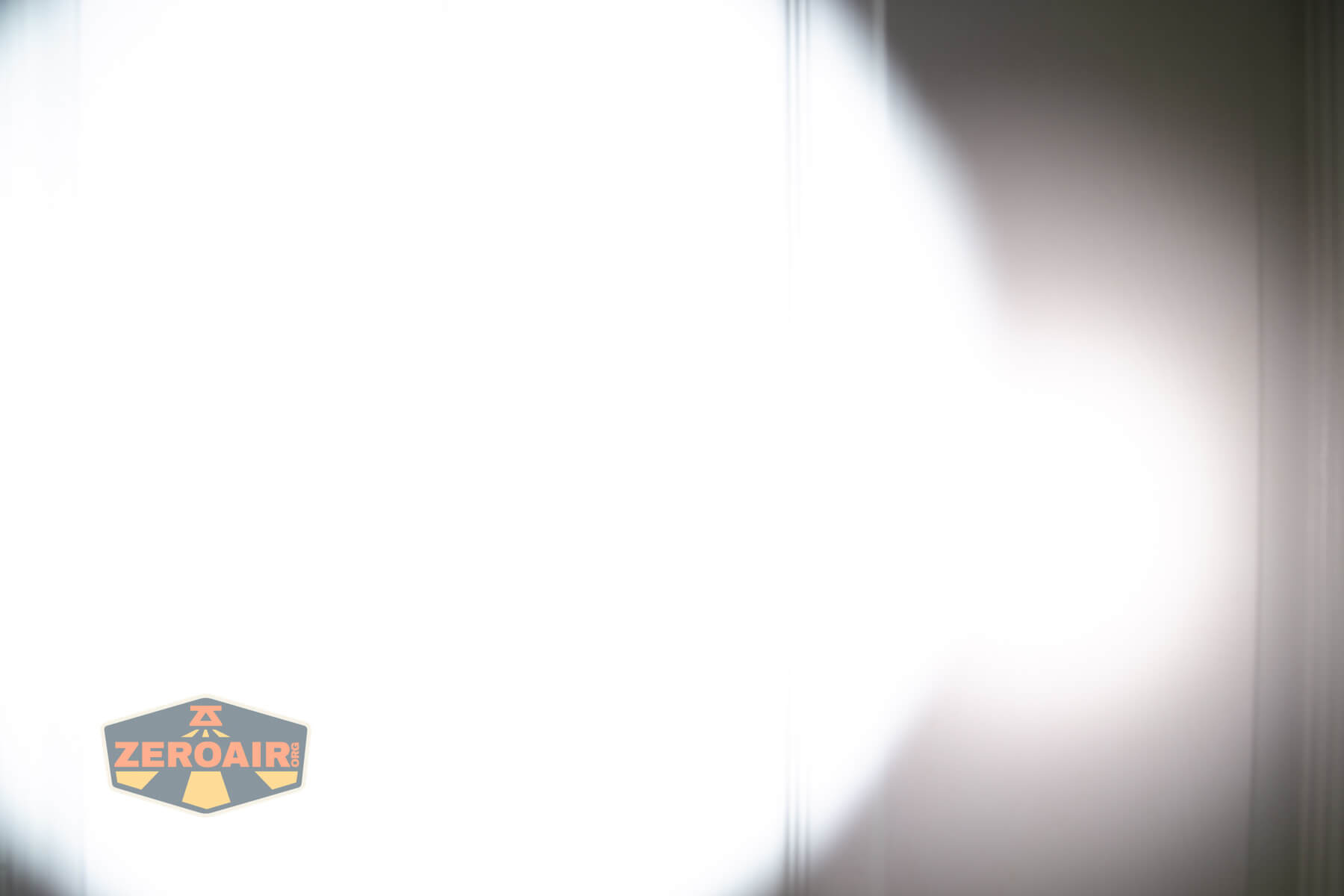 Wurkkos TS28 flashlight beamshots on door (at 1') compared to nichia 219b 4500K