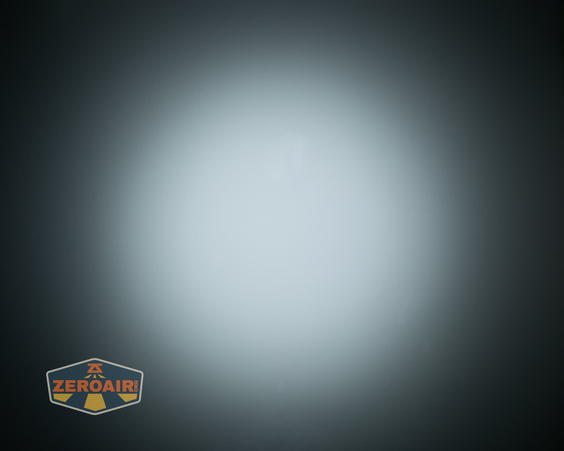 Sofirn HS43 headlamp beamshots on ceiling