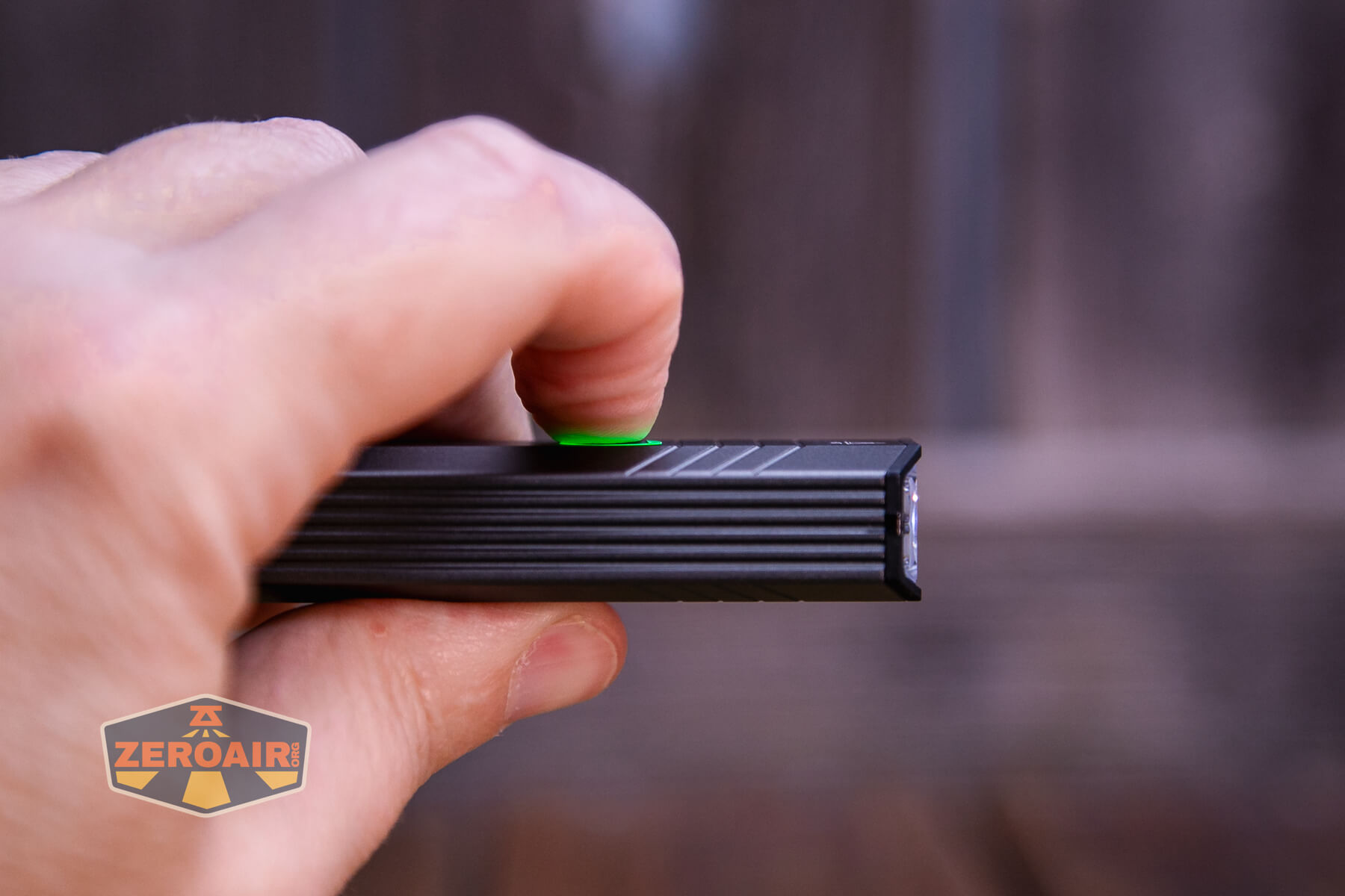 SOFIRN ST1 rechargeable flat EDC flashlight e-switch actuation