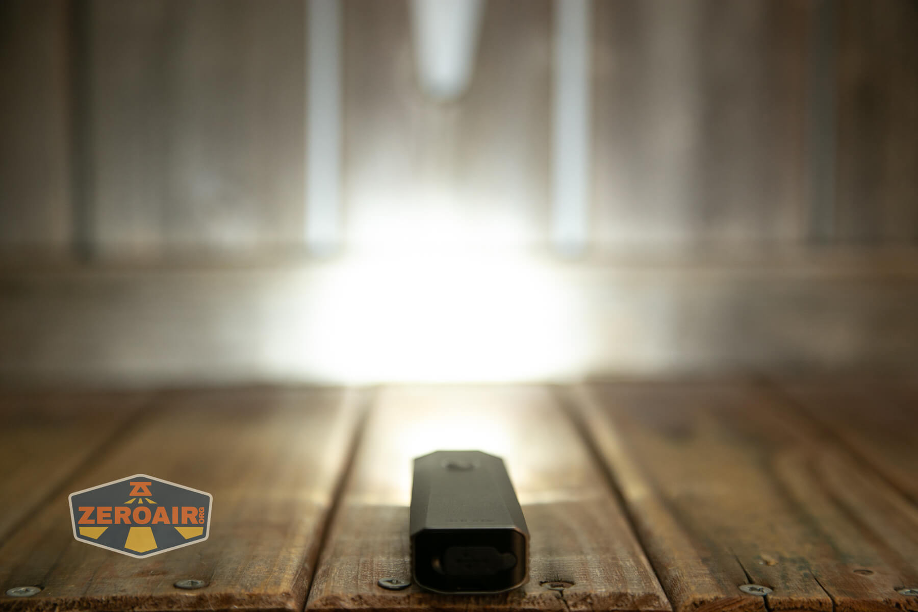 SOFIRN ST1 rechargeable flat EDC flashlight emitters on