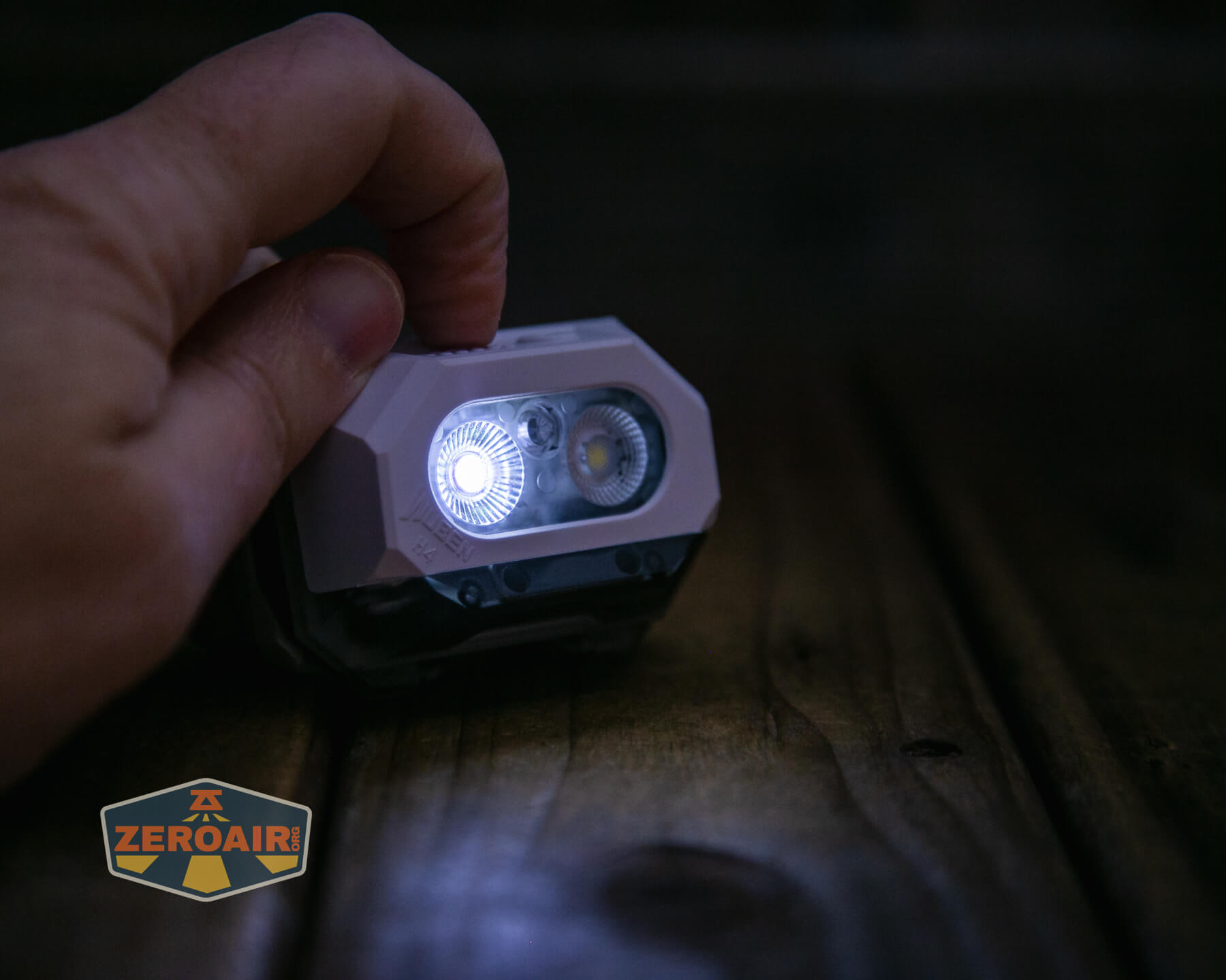 Wuben H4 Multi-function headlight spot emitter on