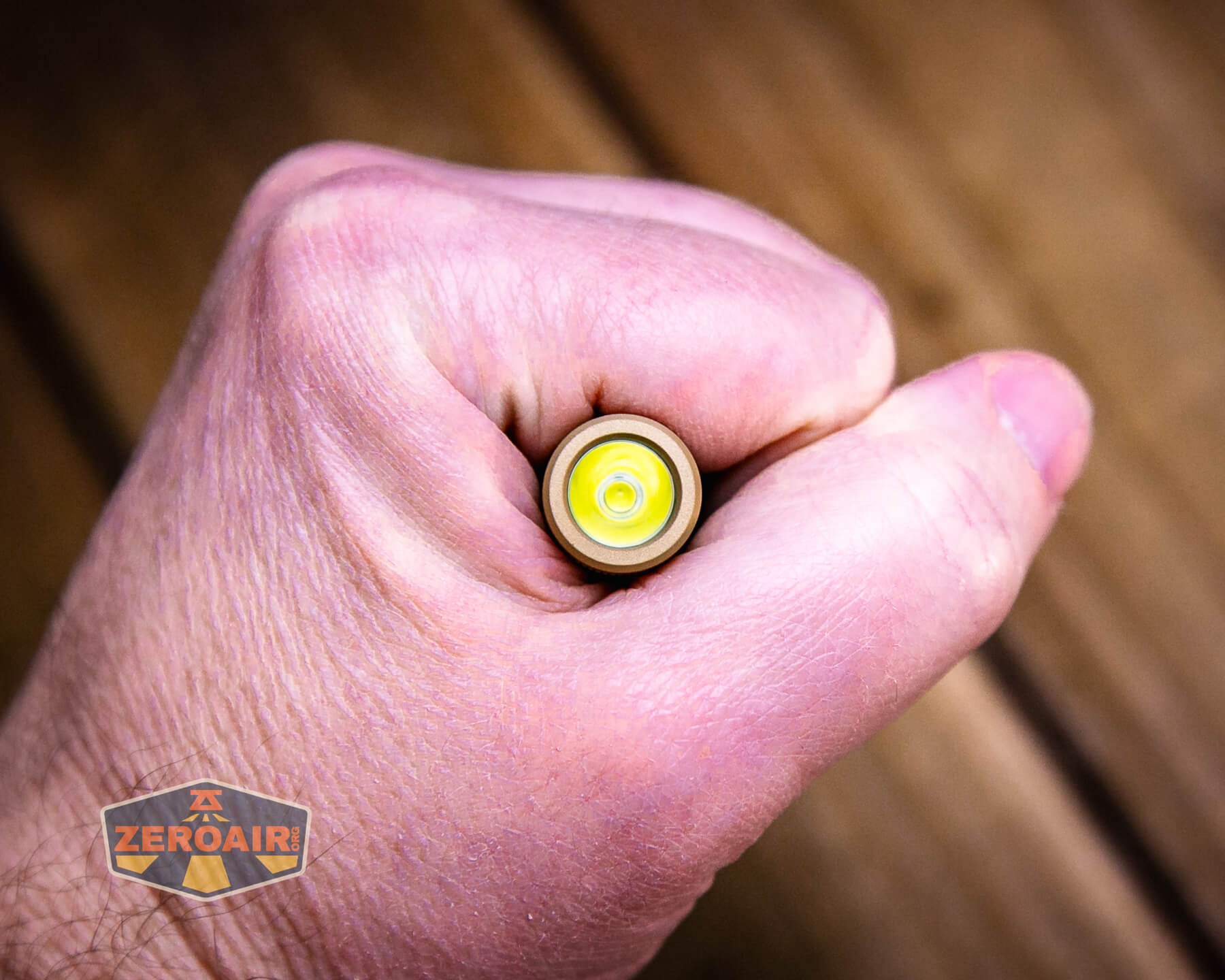 Vastlite i7 10440 flashlight in hand