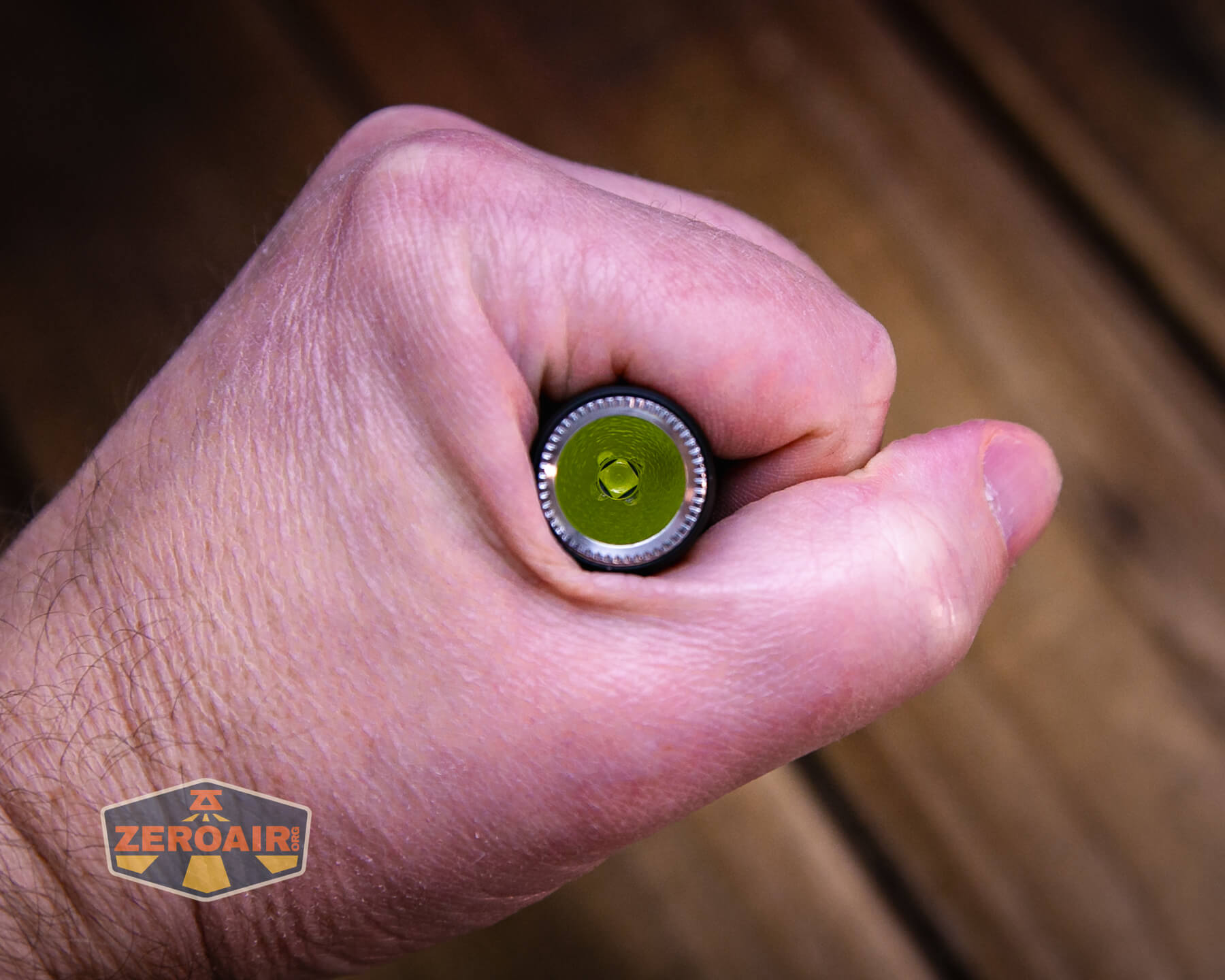 Vastlite Minima BOW LED flashlight in hand