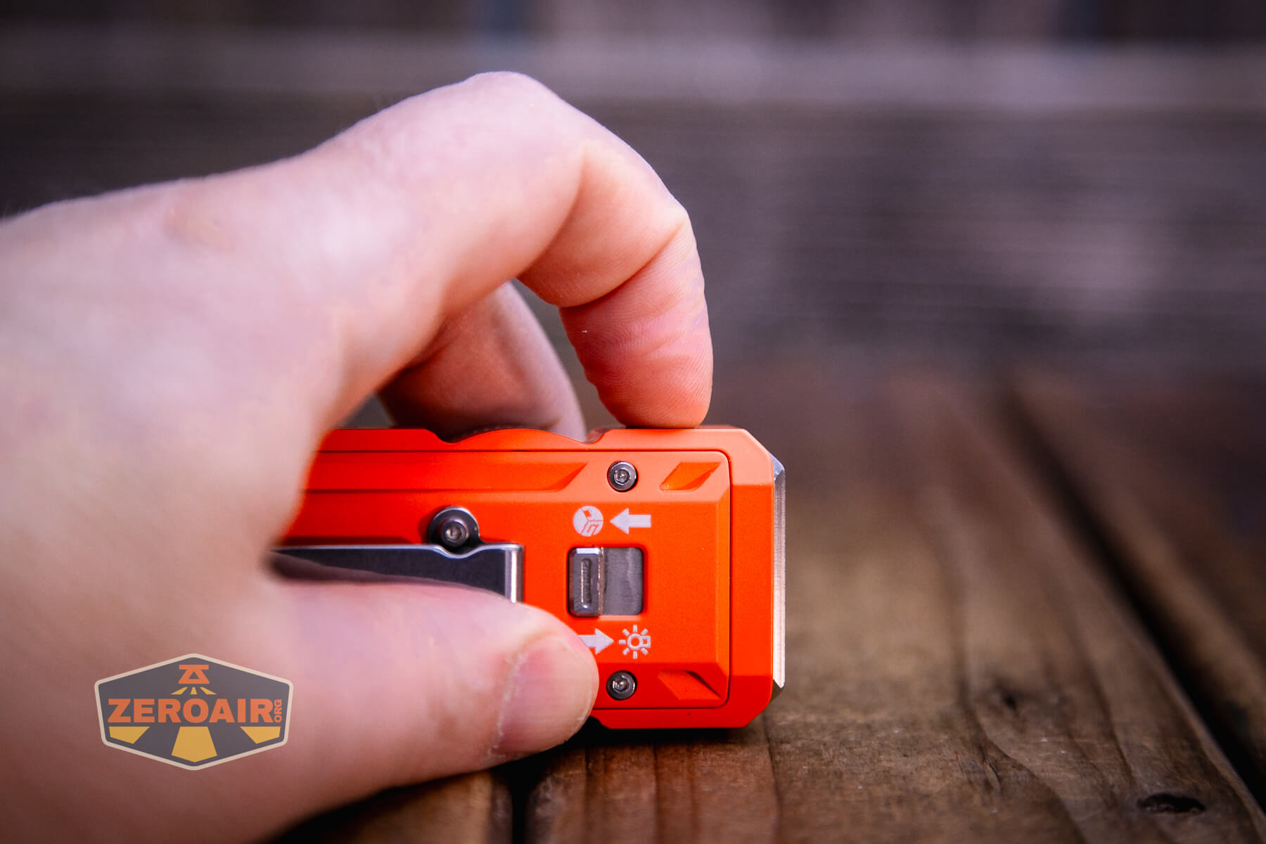 Mateminco TACUBE 3.0 multi-function RGB flashlight e-switch actuation