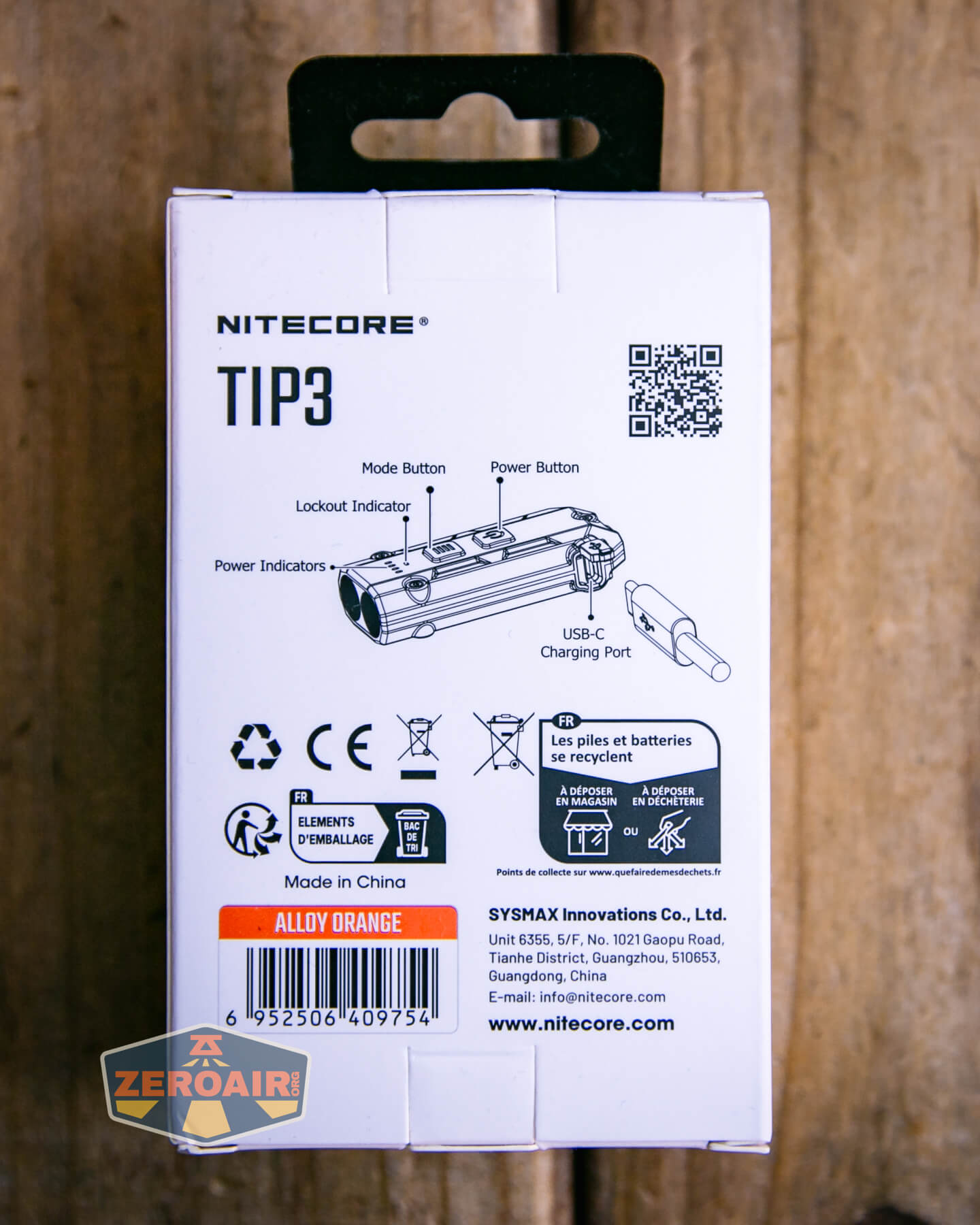 Nitecore TIP3 keychain flashlight box