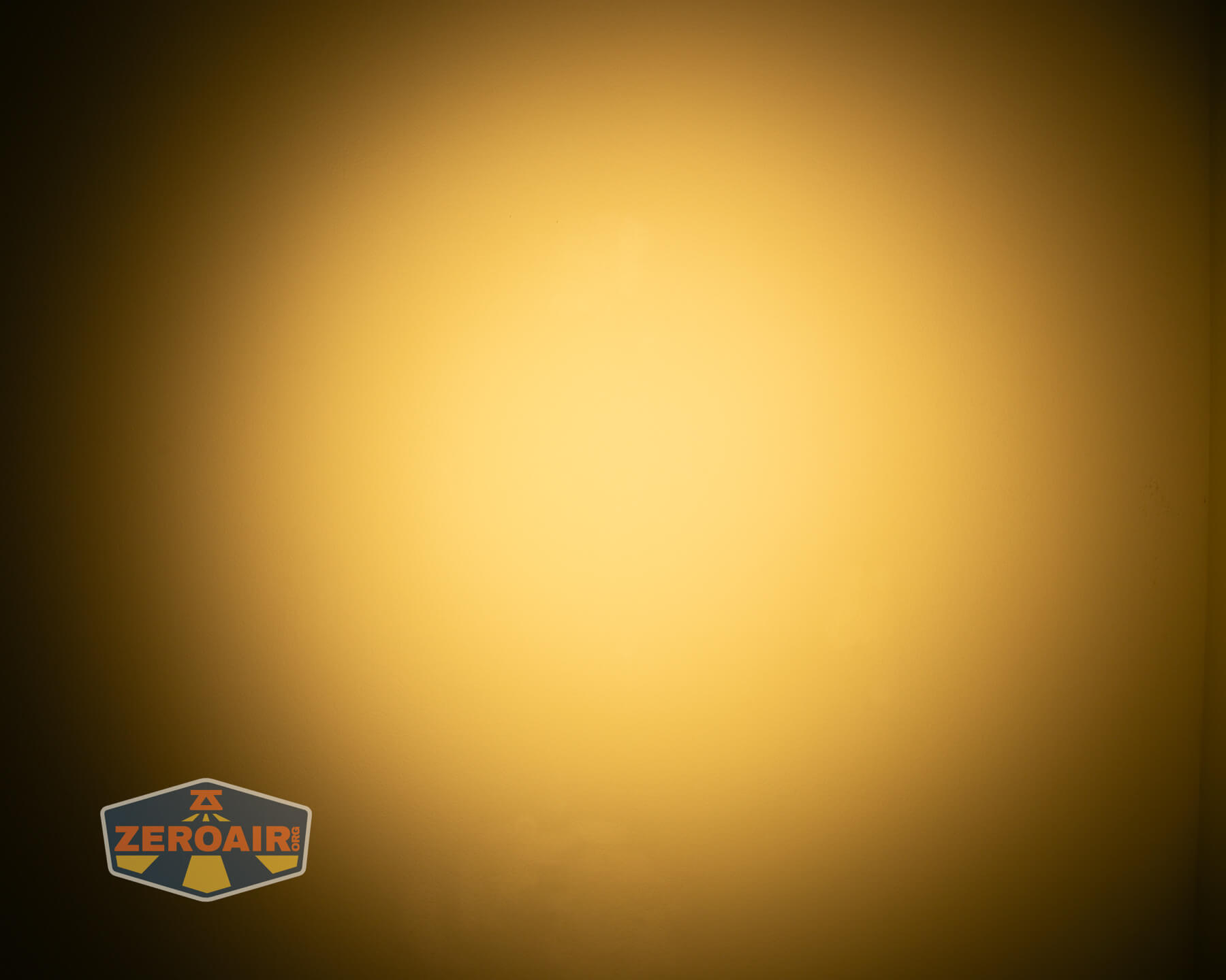 Nitecore TIP3 keychain flashlight beamshots on ceiling