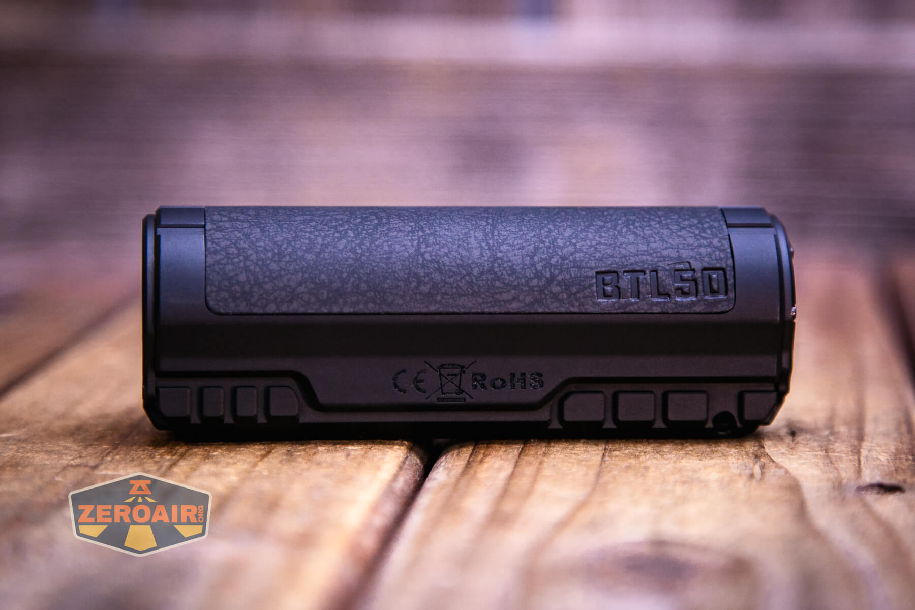 Imalent BTL50 black flashlight