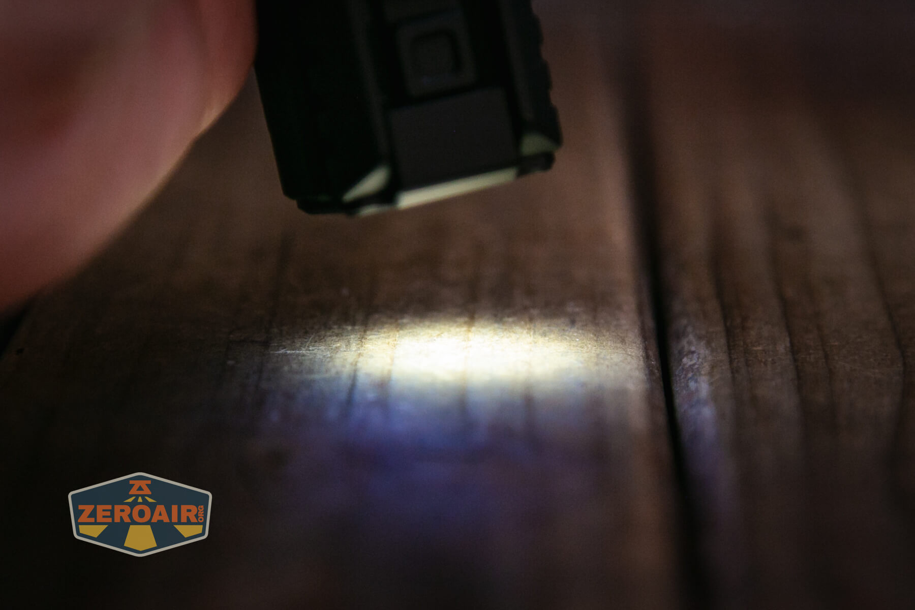 Imalent BTL50 black flashlight emitter on