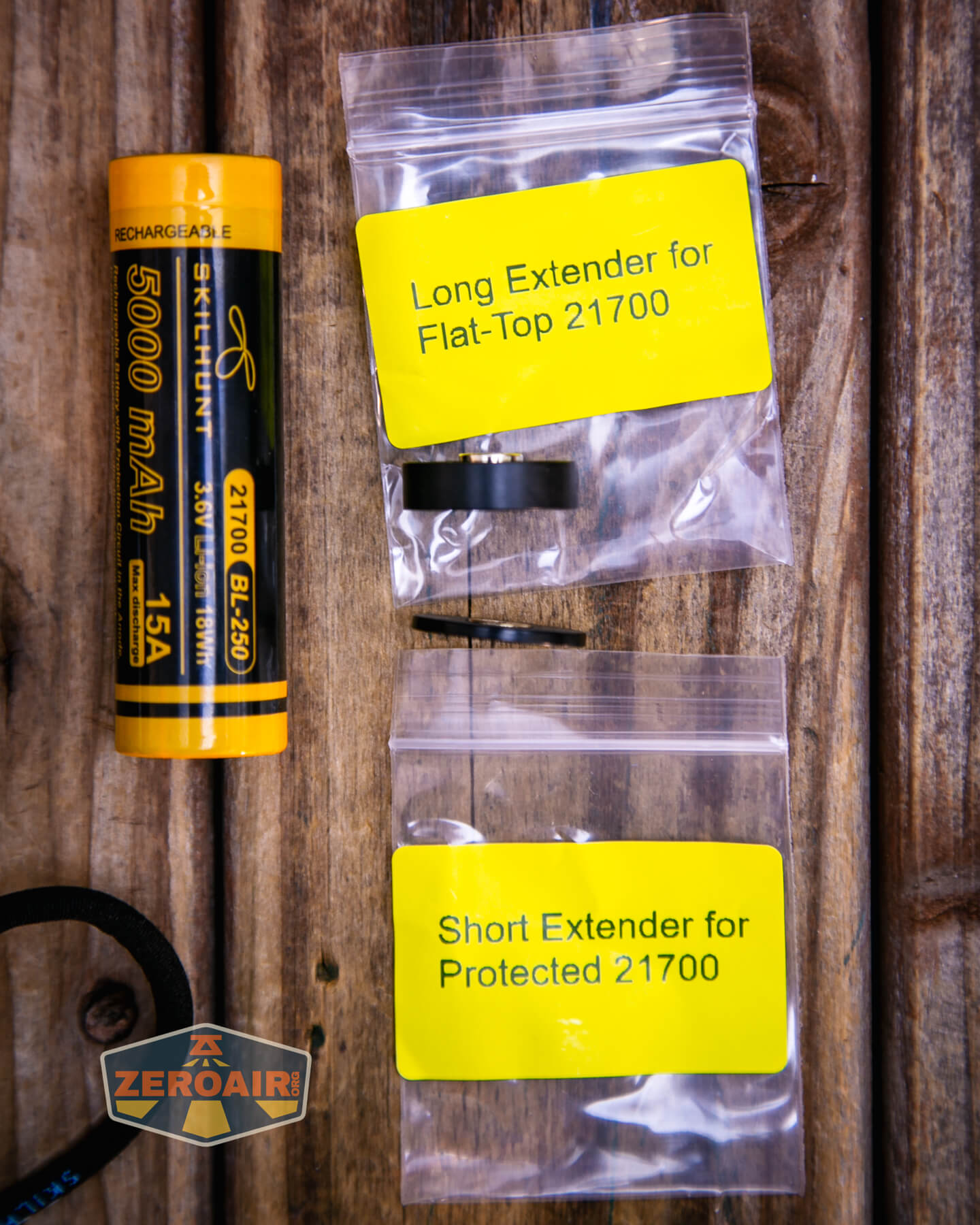 Skilhunt M300 V4 Luminus flashlight cell adapters