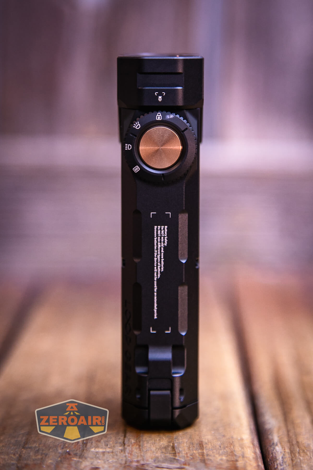 LoopGear SK-05 II Pro flashlight showing all sides