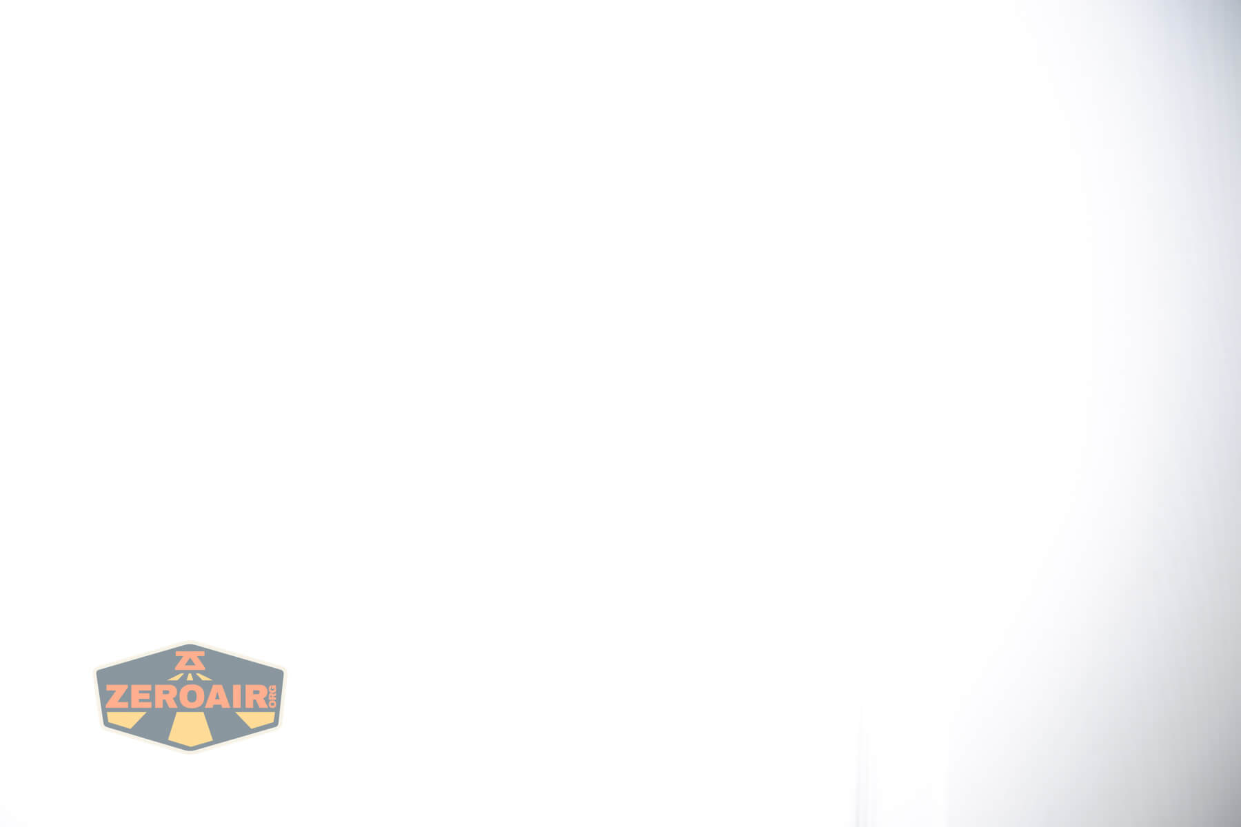 LoopGear SK-05 II Pro flashlight beamshots on door (at 1') compared to nichia 219b 4500K