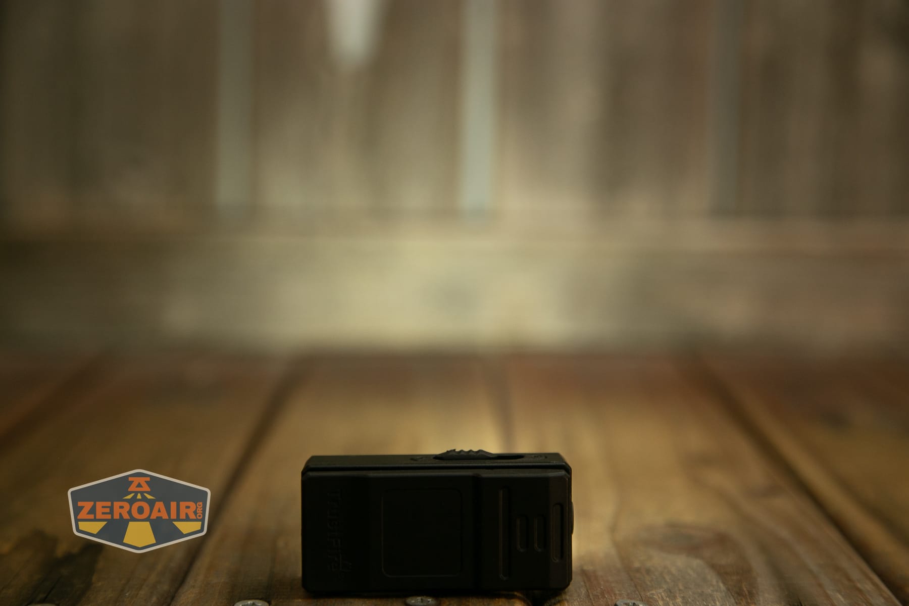 Trustfire Mini C Multifunctional clip-on flashlight white flood