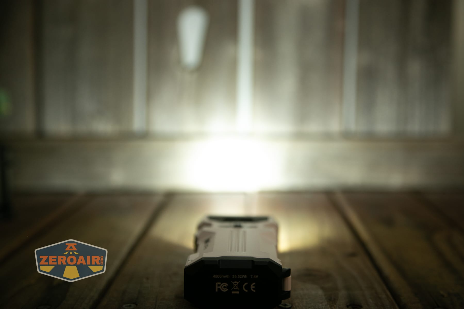 Wuben X1 Pro 2 flashlight emitters on