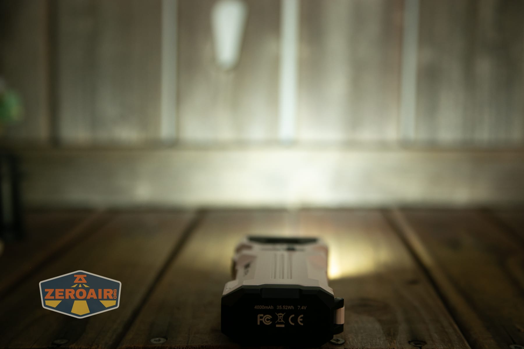 Wuben X1 Pro 2 flashlight emitters on