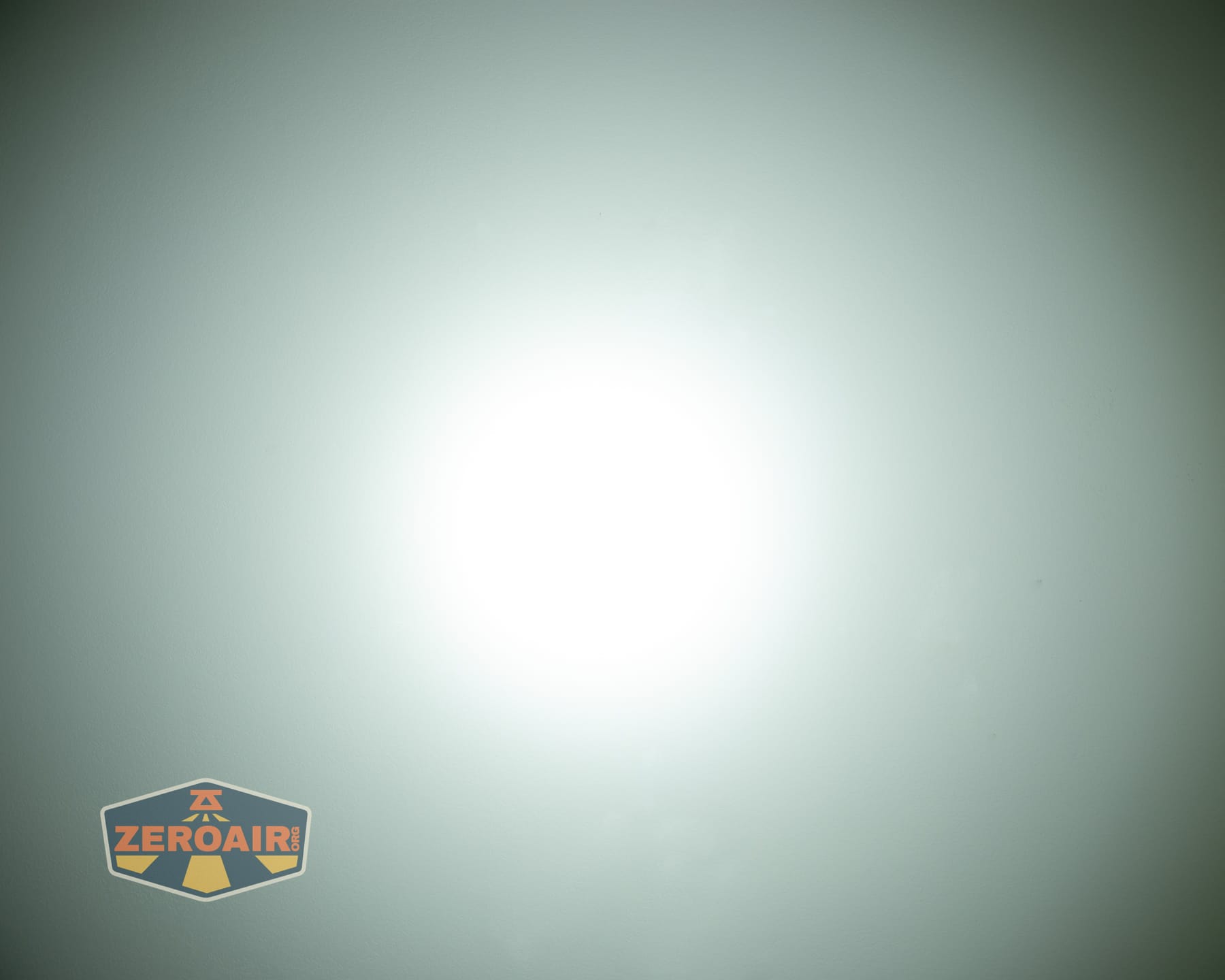 Wuben X1 Pro 2 flashlight beamshots on ceiling