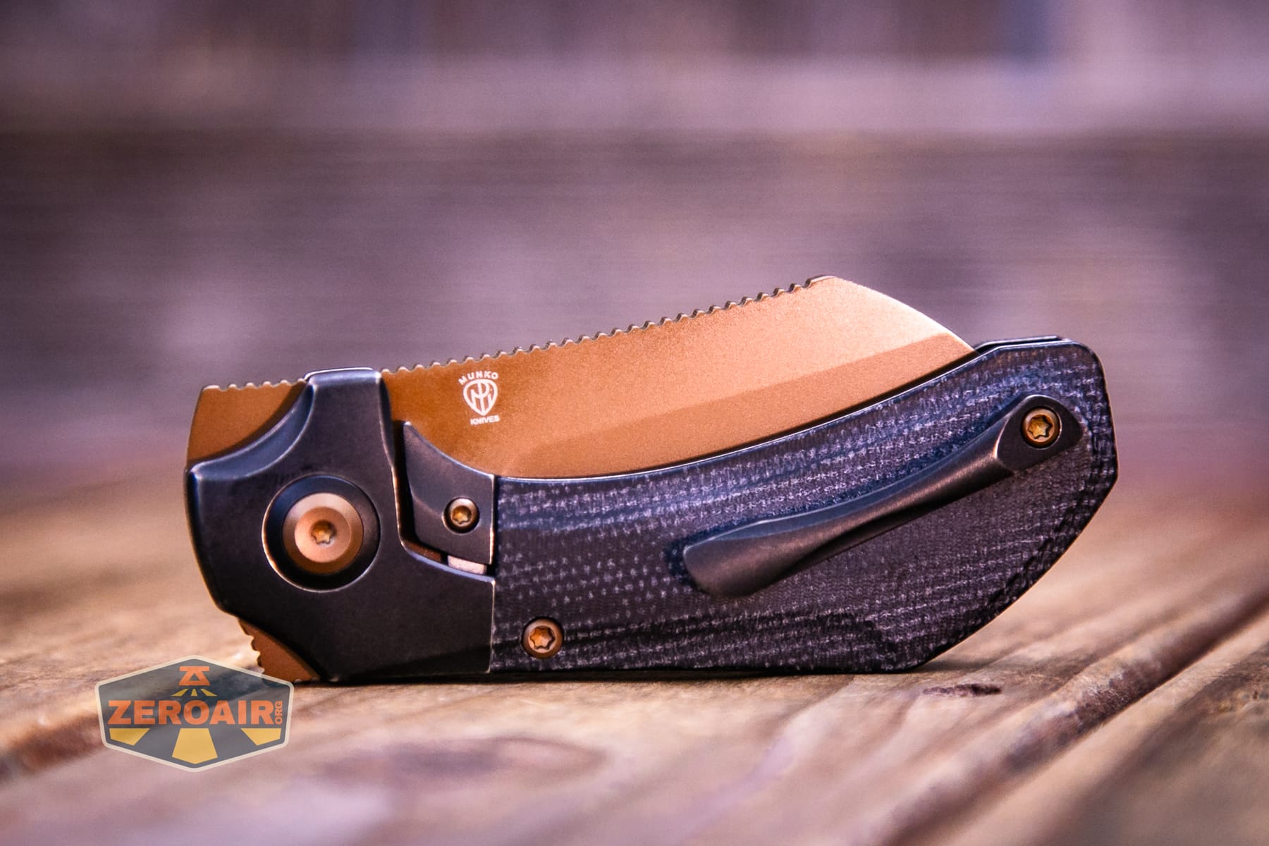 Kansept Pluto S90V knife closed clip-side view