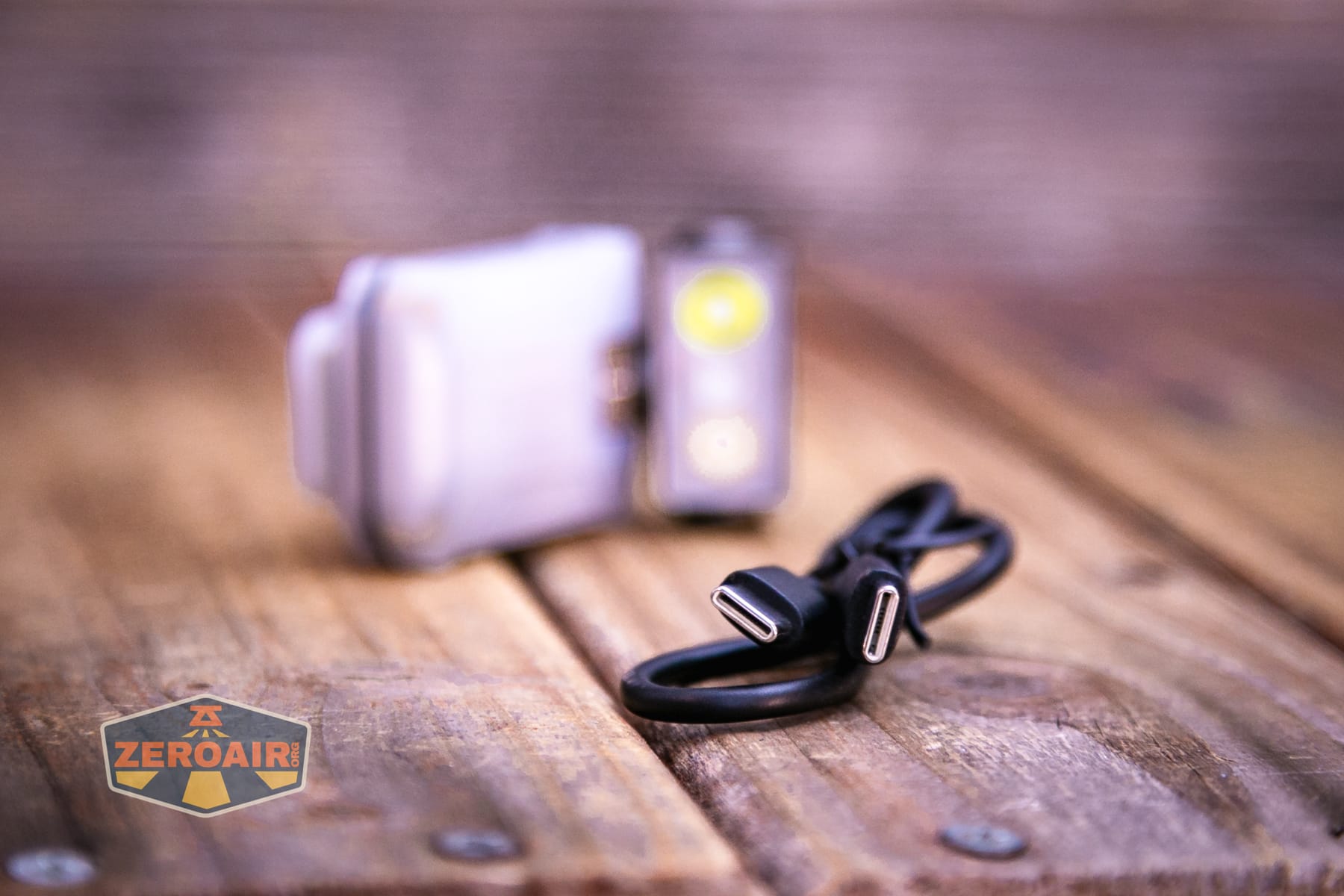 Wurkkos HD04 pocket flashlight charging cable