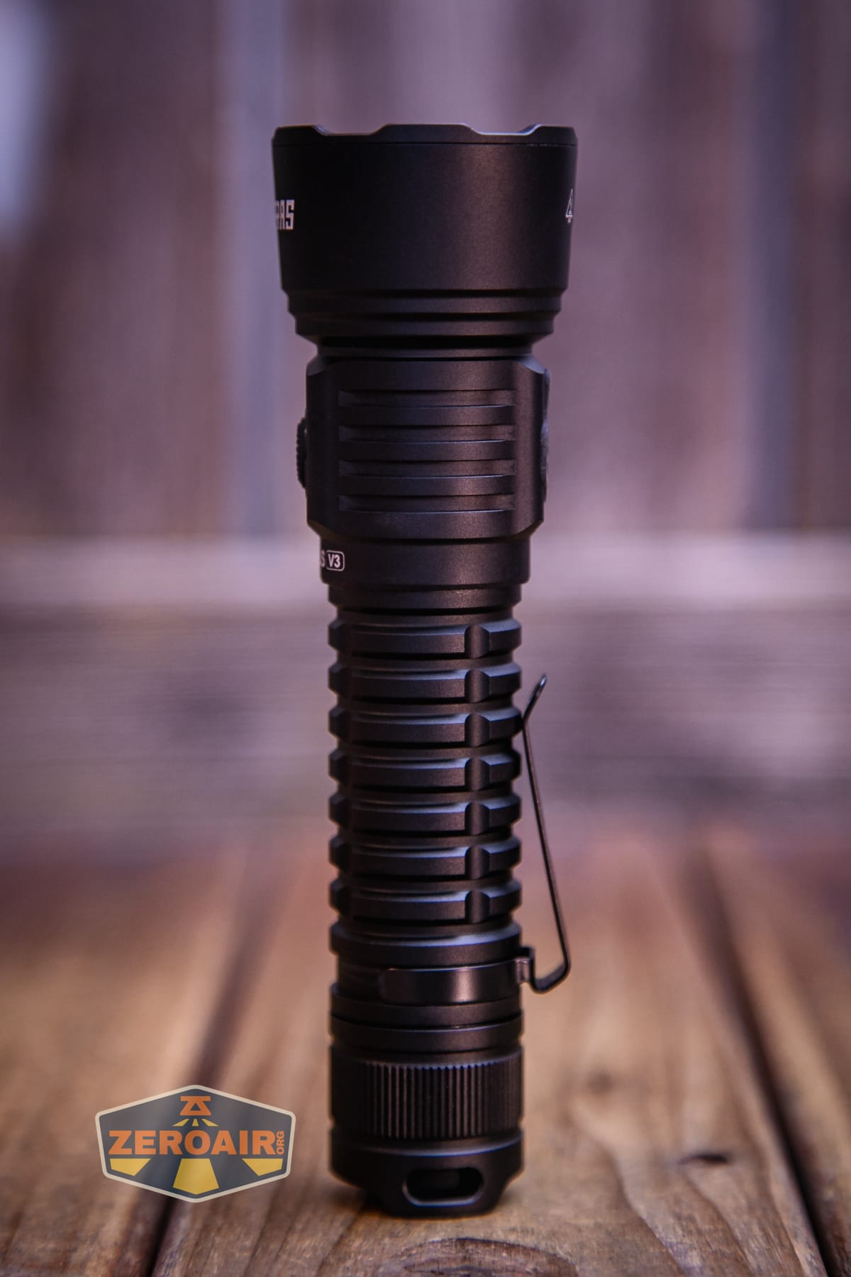 Speras EST PLUS V3 flashlight showing all sides