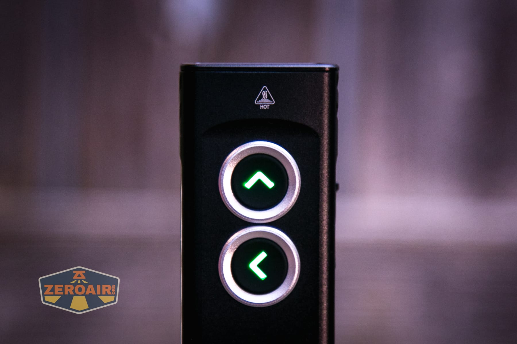 Vezerlezer WK2 flat flashlight switches in green