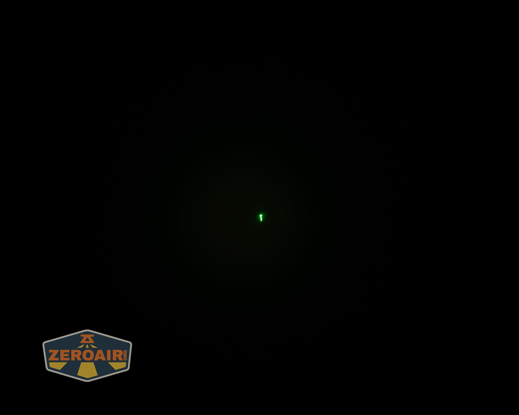 Vezerlezer WK2 flat flashlight beamshots on ceiling