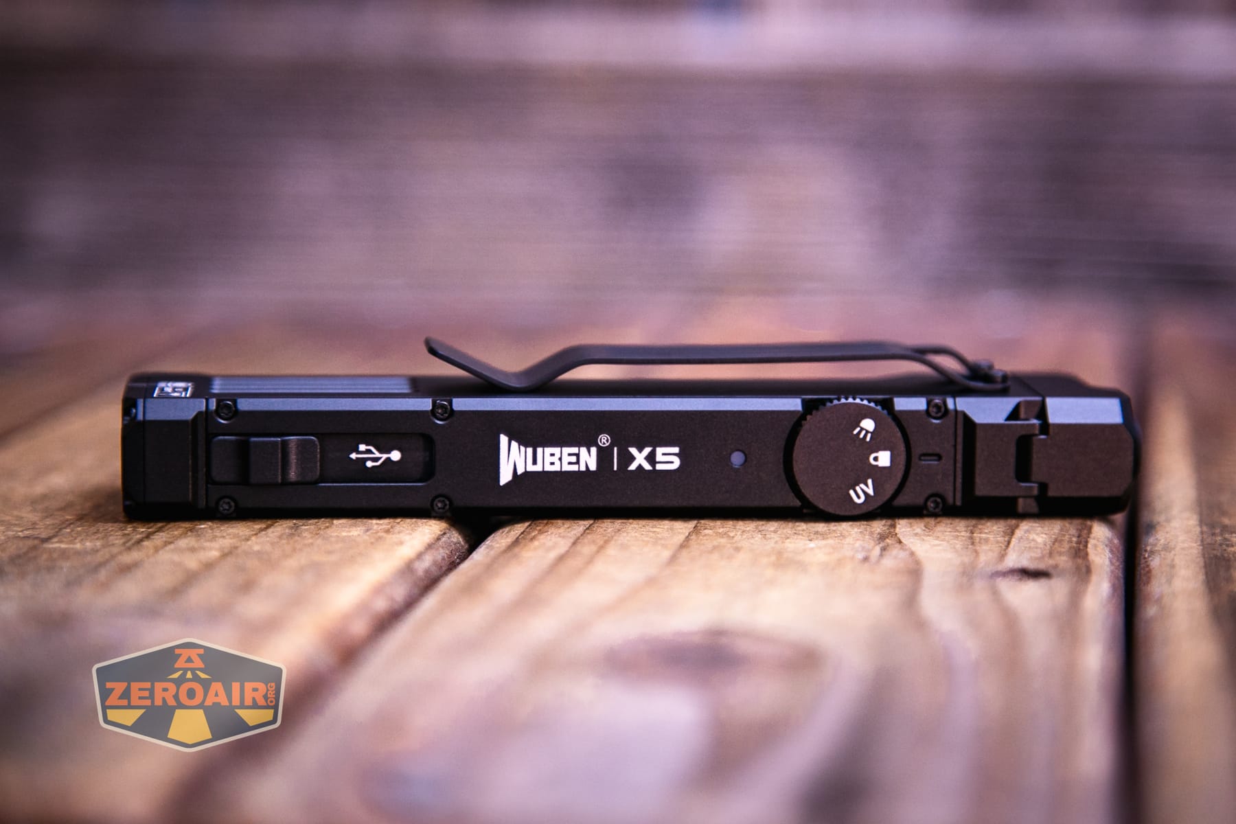 Wuben X5 3-in-1 compact EDC flashlight