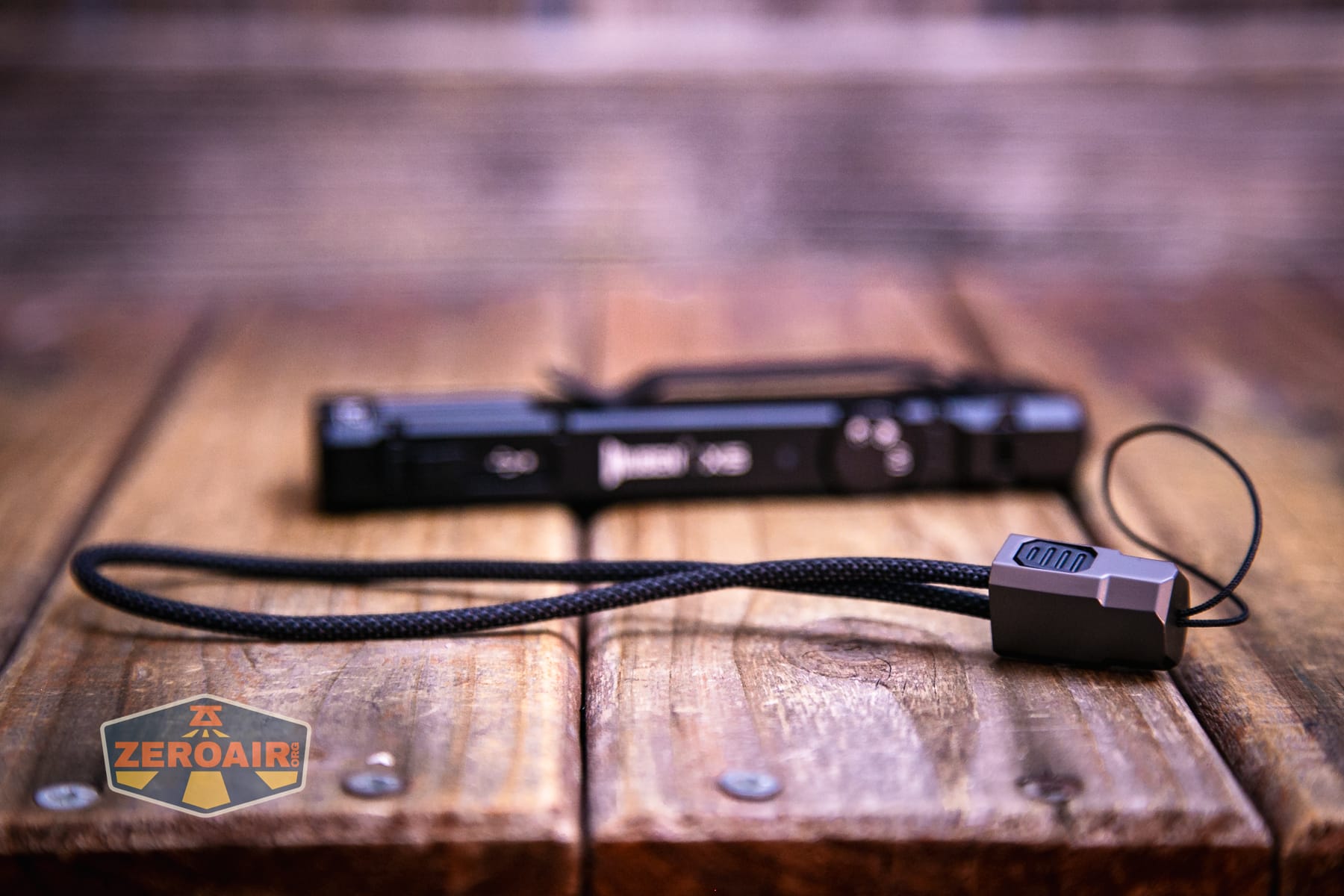 Wuben X5 3-in-1 compact EDC flashlight lanyard