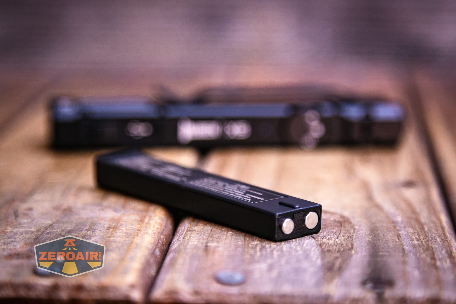 Wuben X5 3-in-1 compact EDC flashlight battery pack