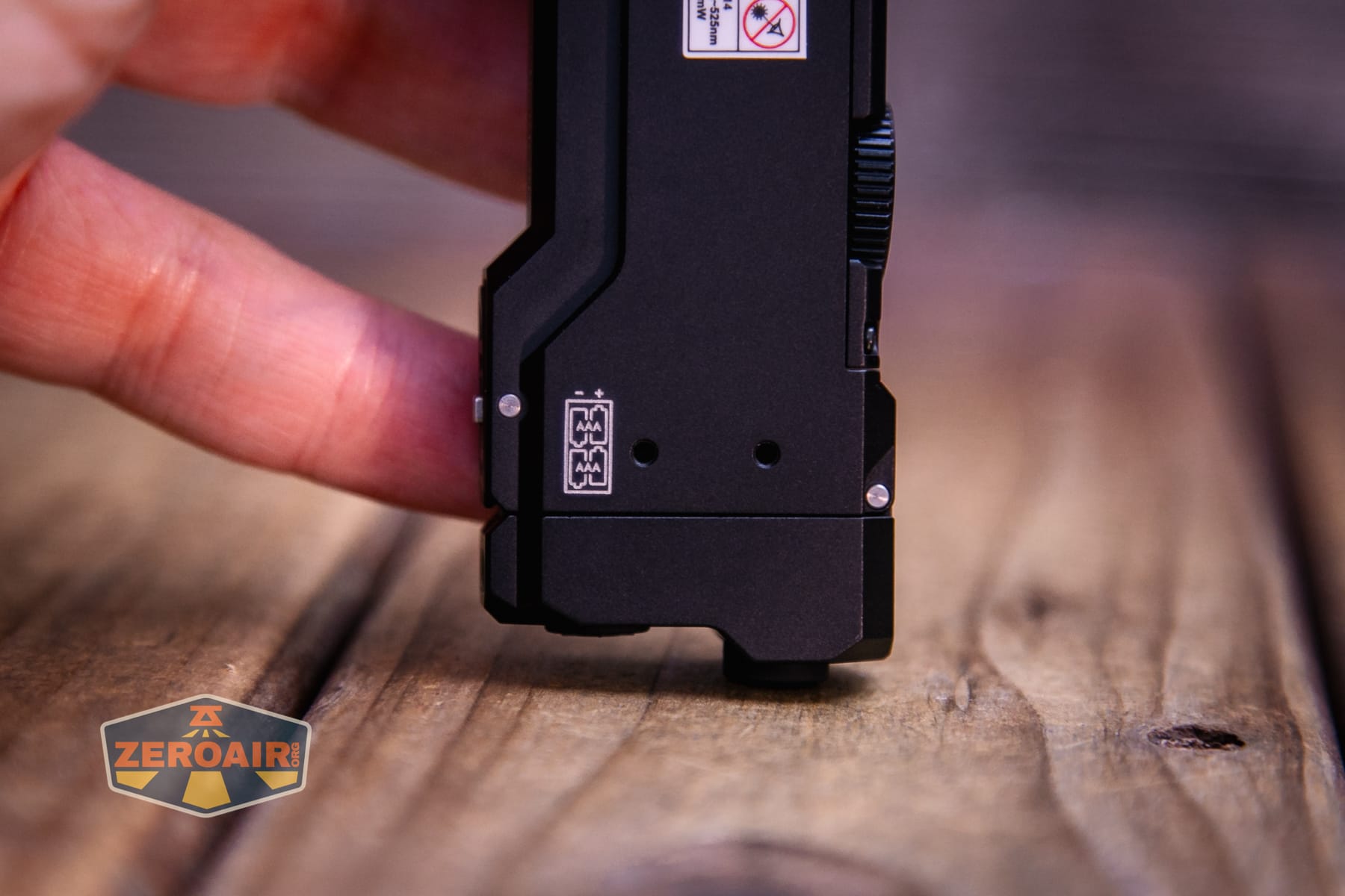 Wuben X5 3-in-1 compact EDC flashlight AAA option