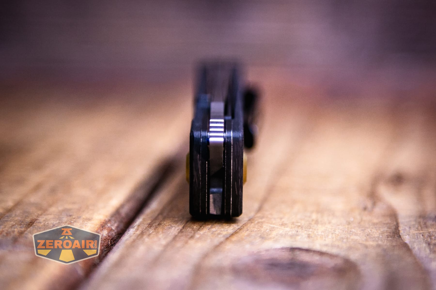 Kansept Higonokami liner lock knife pivot end view