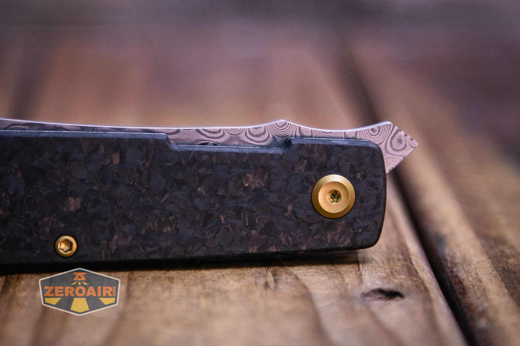 Kansept Higonokami liner lock knife pivot detail