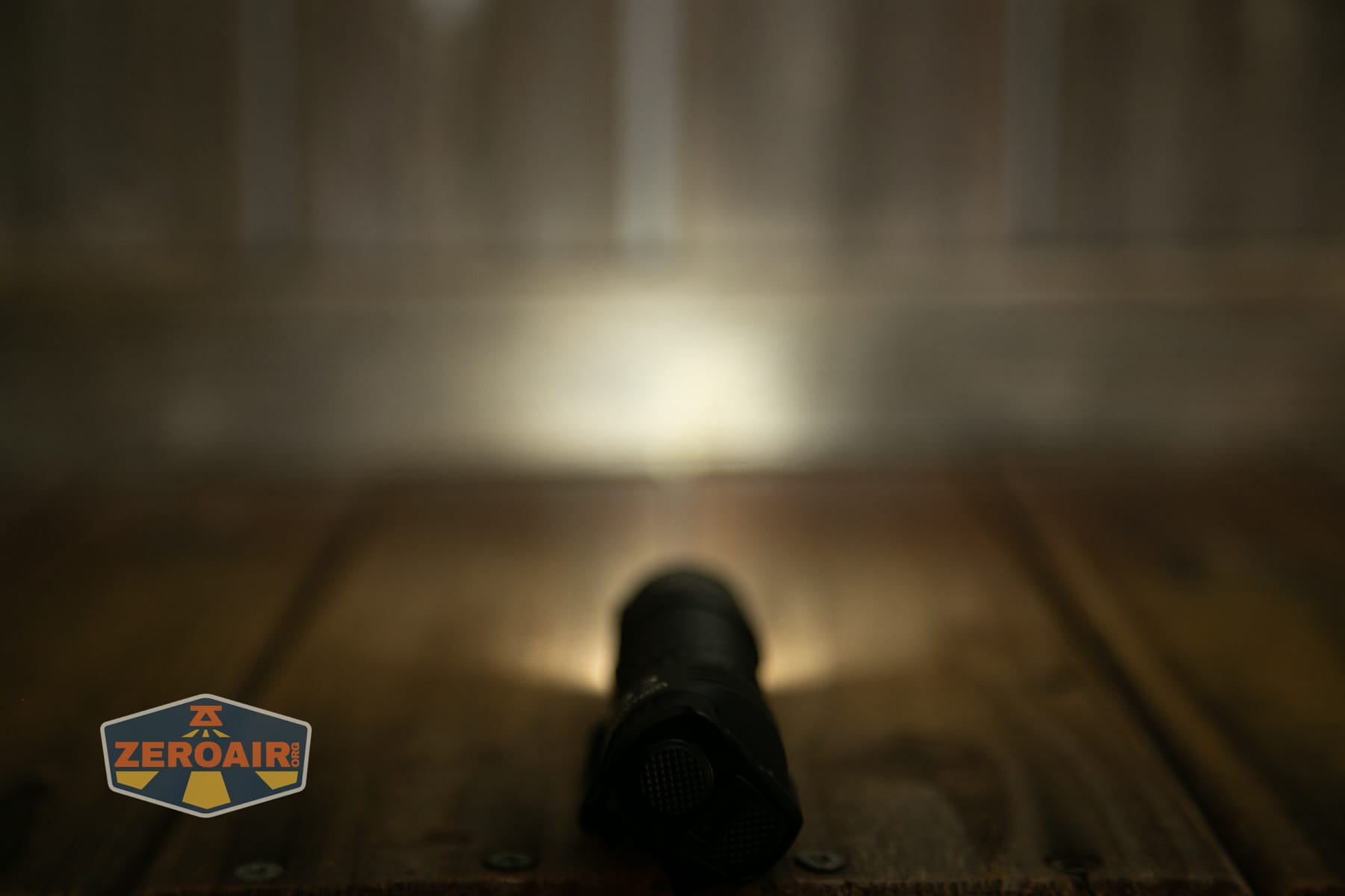 Nitecore P27iX customizable tactical flashlight emitters on