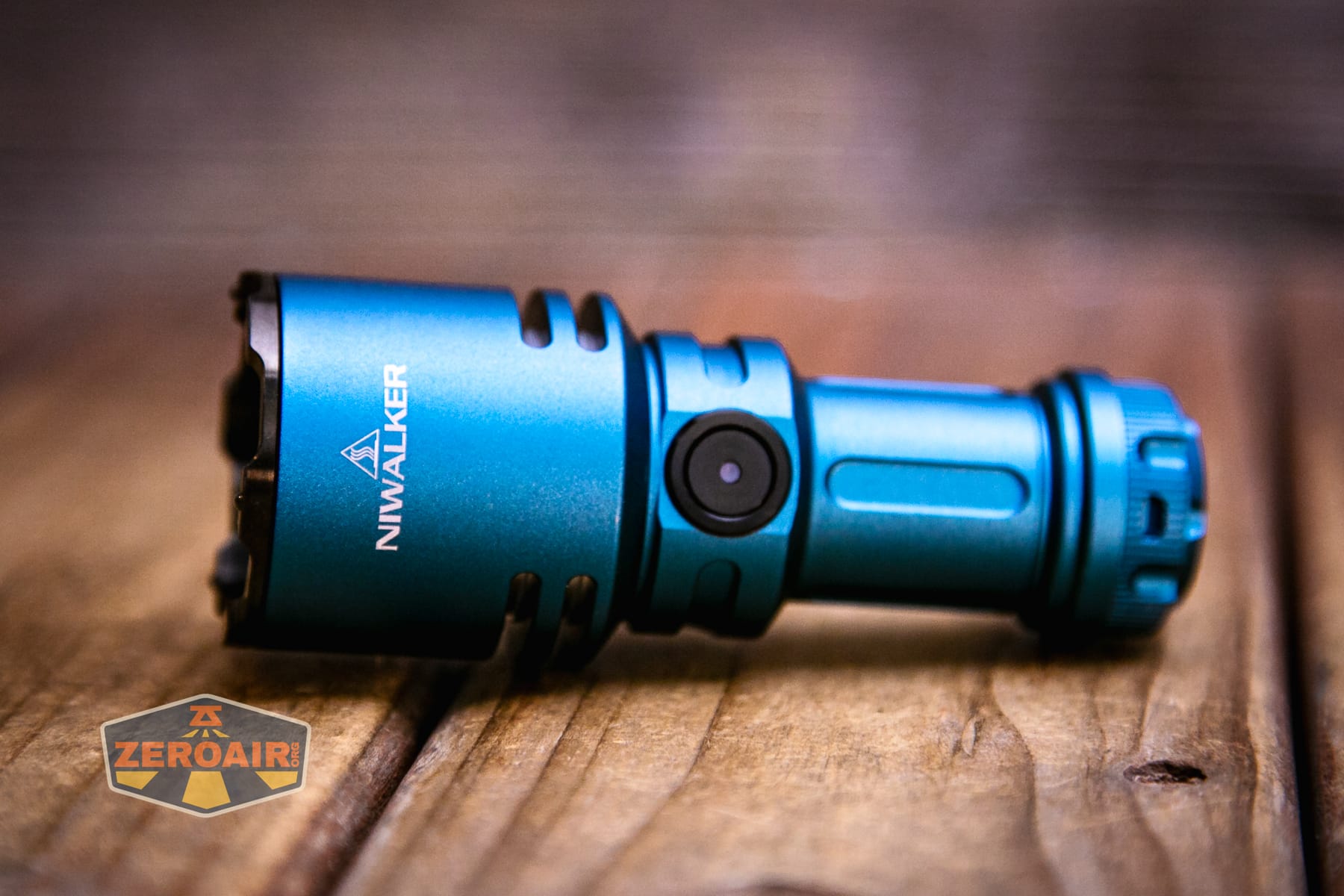 Niwalker N50S long range flashlight