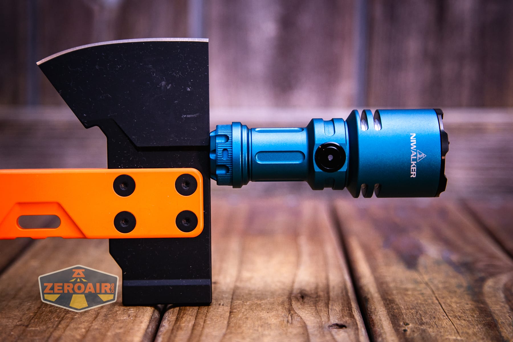 Niwalker N50S long range flashlight magnet in use