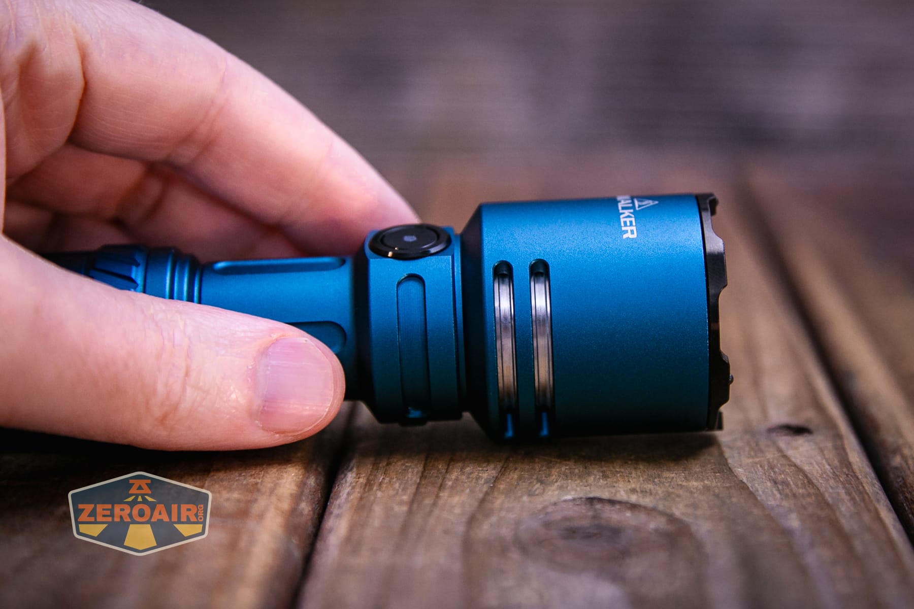 Niwalker N50S long range flashlight e-switch detail