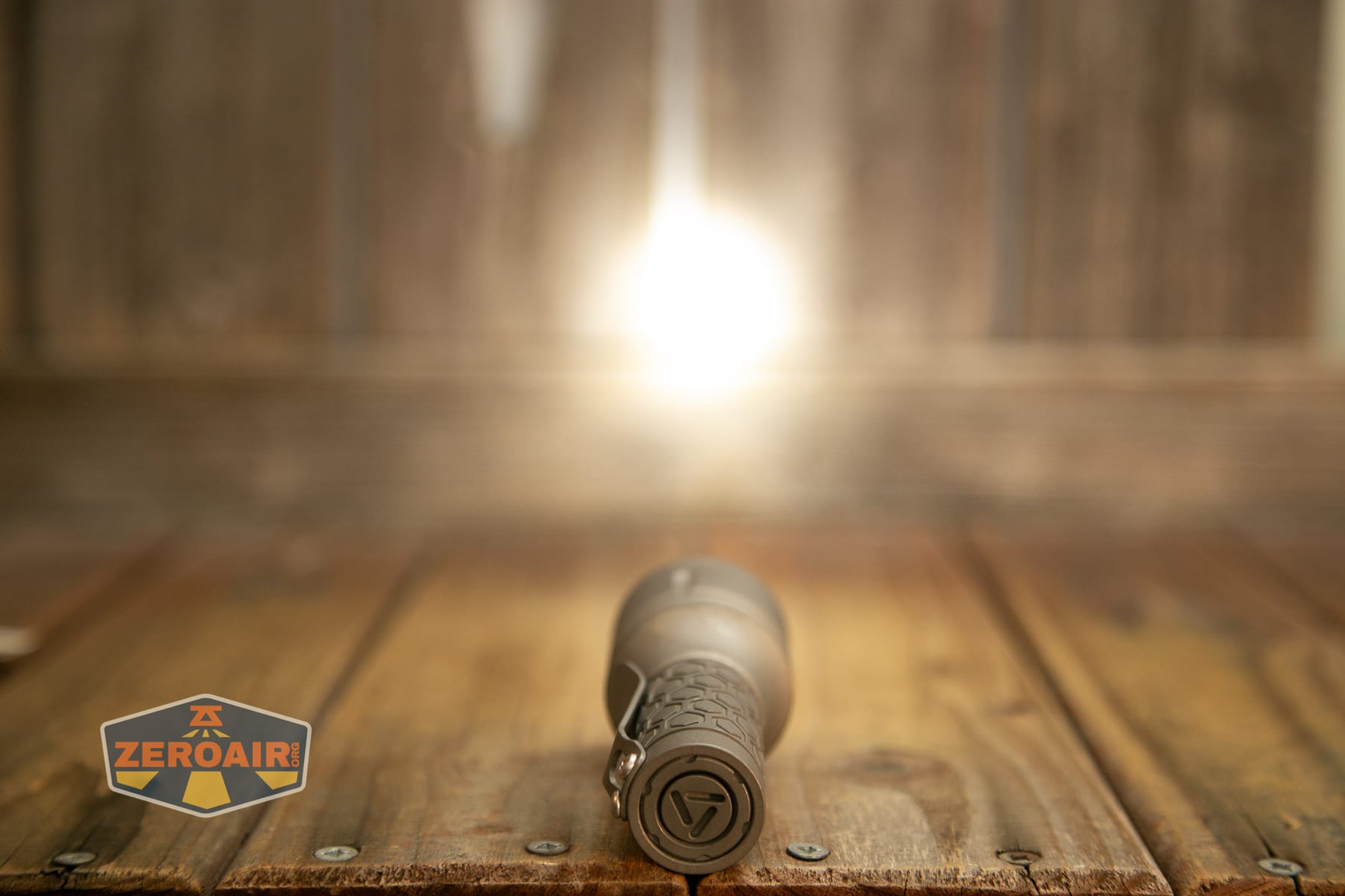 Reylight Dawn Max titanium flashlight emitter on