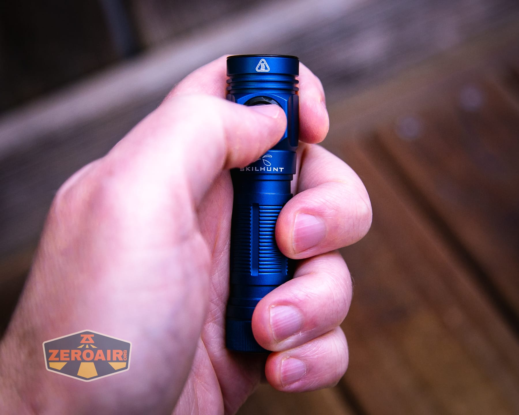 Skilhunt M150 V4 flashlight in hand