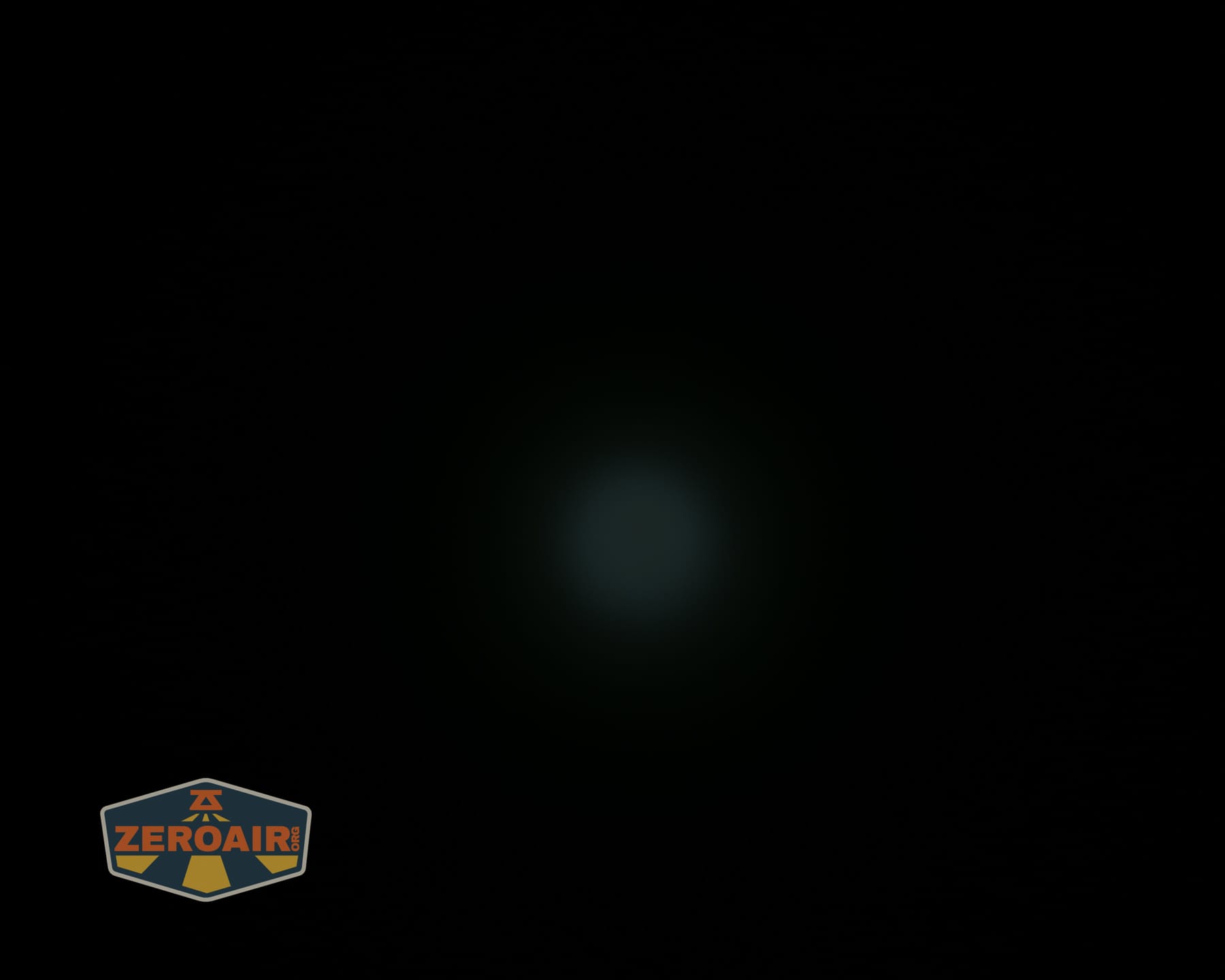Trustfire T25R tactical flashlight beamshots on ceiling