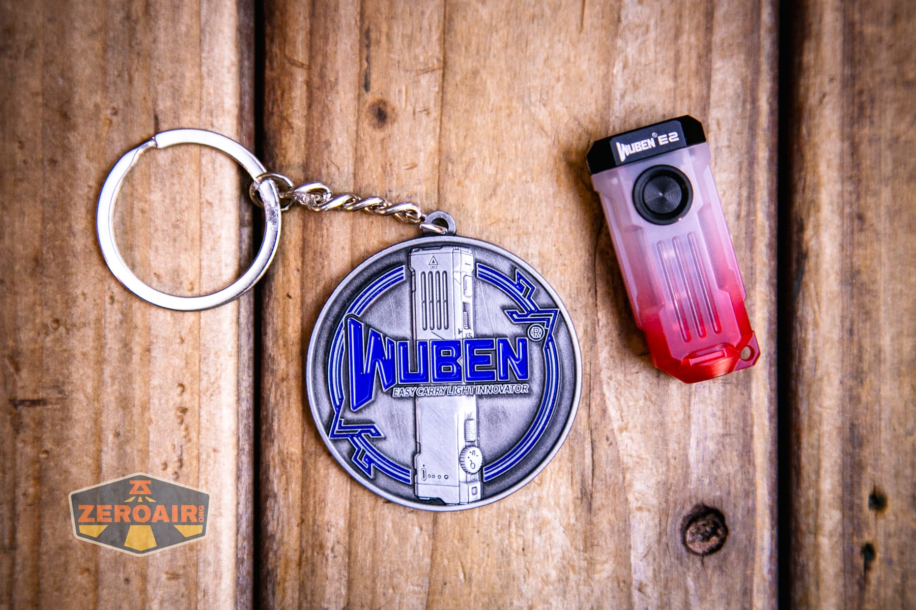 Wuben E2 Pulse keychain flashlight with challenge coin keychain