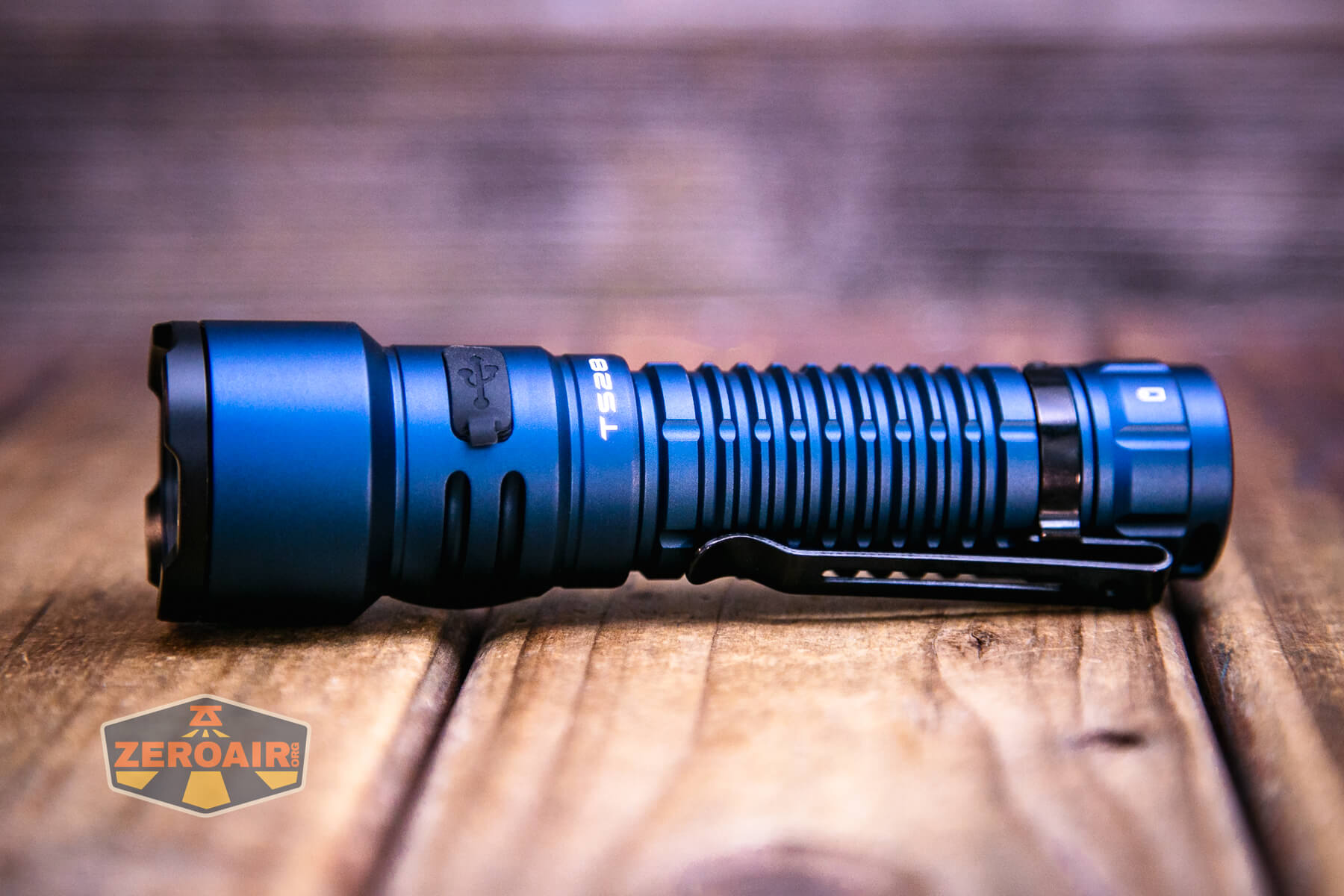 Wurkkos TS28 blue flashlight