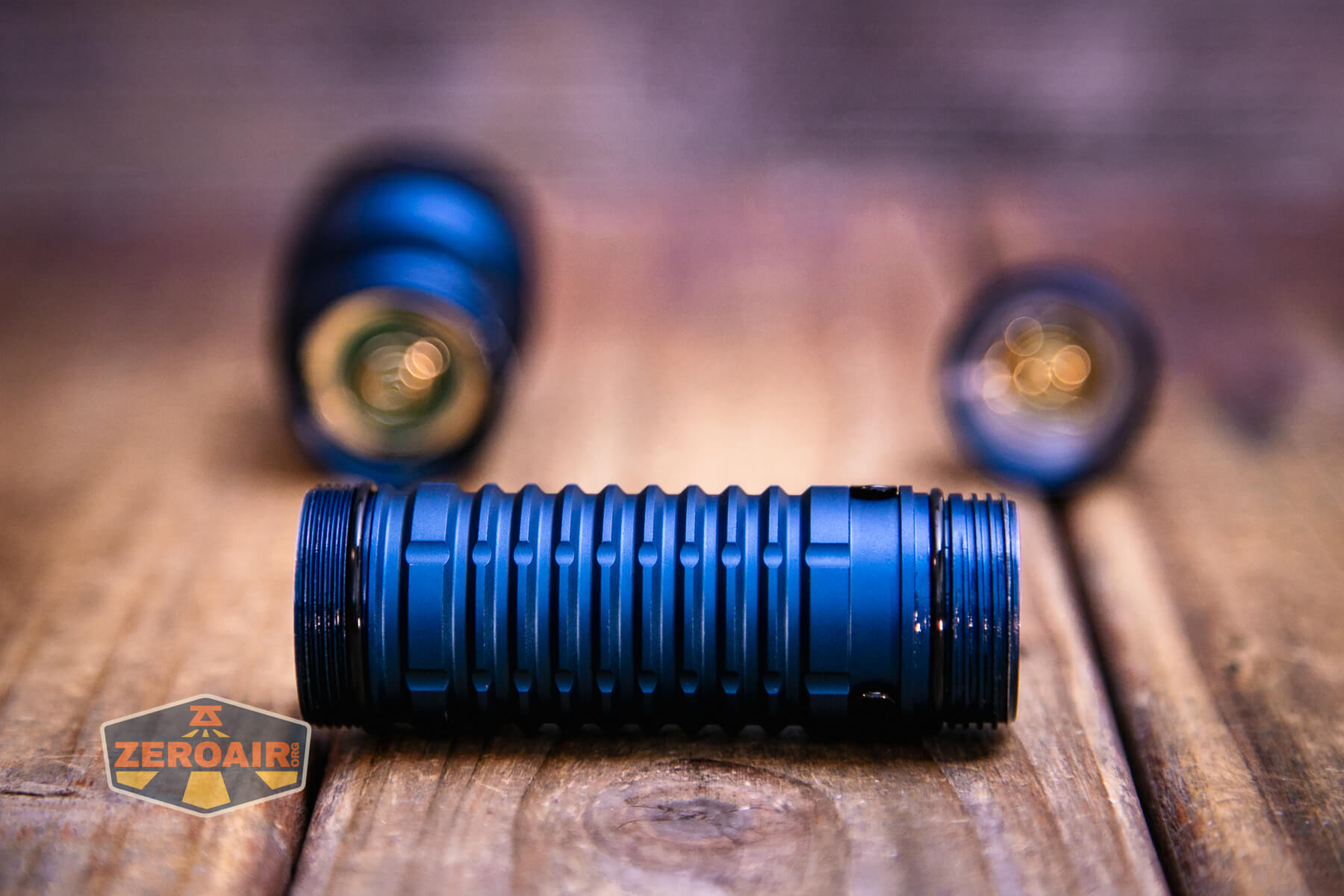 Wurkkos TS28 blue flashlight cell tube