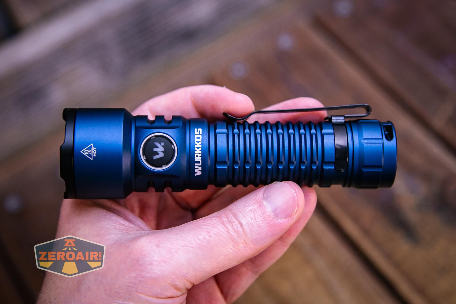 Wurkkos TS28 blue flashlight in hand